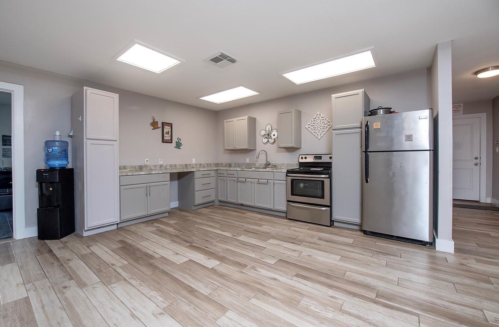 150 W Fm 487, Jarrell, TX 76537