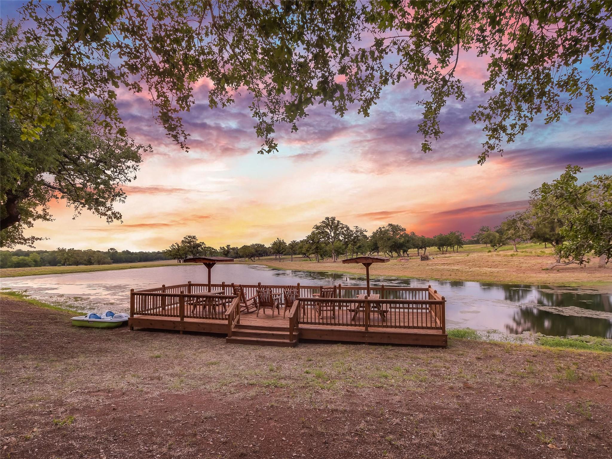 762 Karisch Rd, Giddings, TX 78942