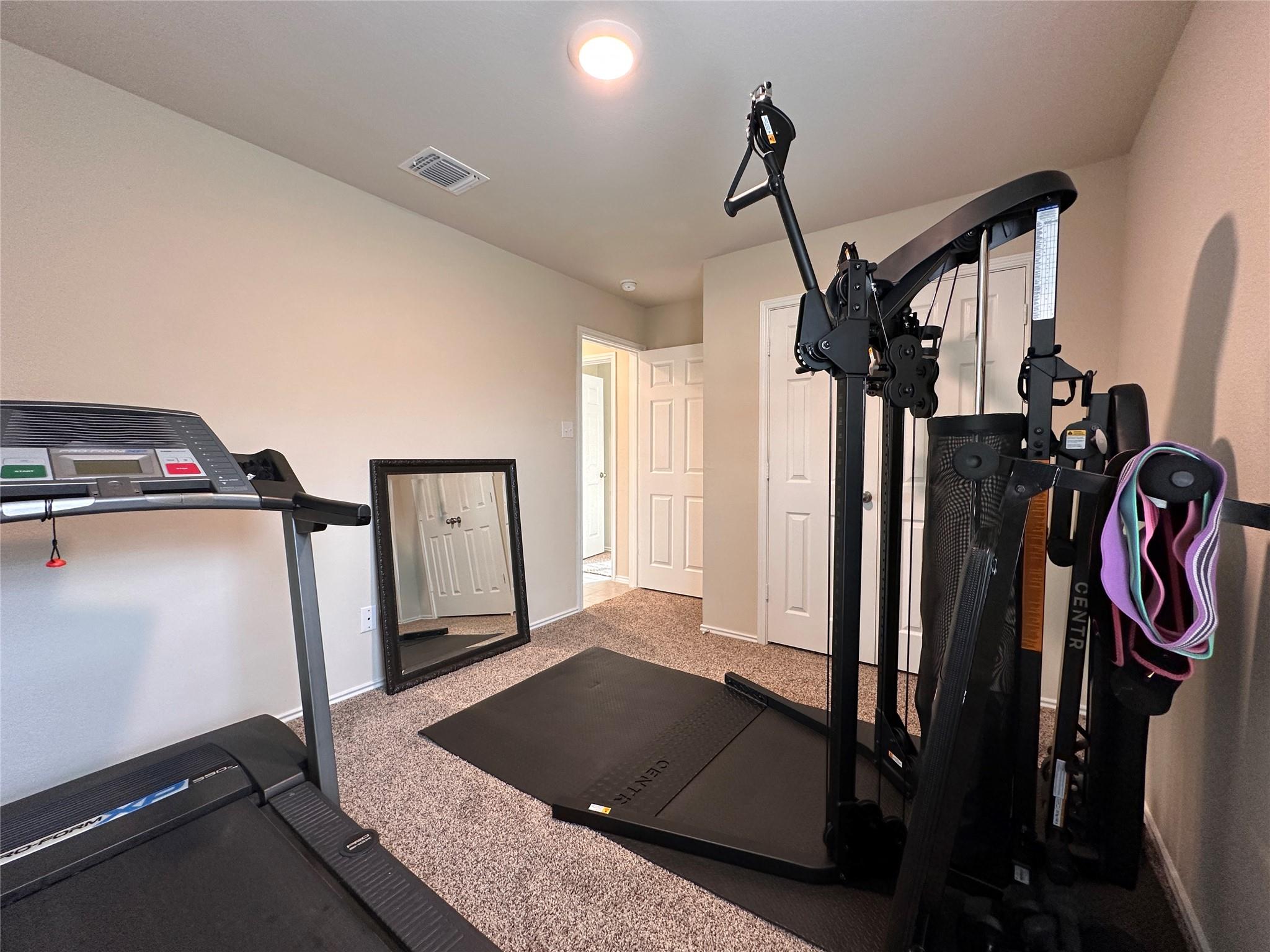 216 Midas Ln, Jarrell, TX 76537