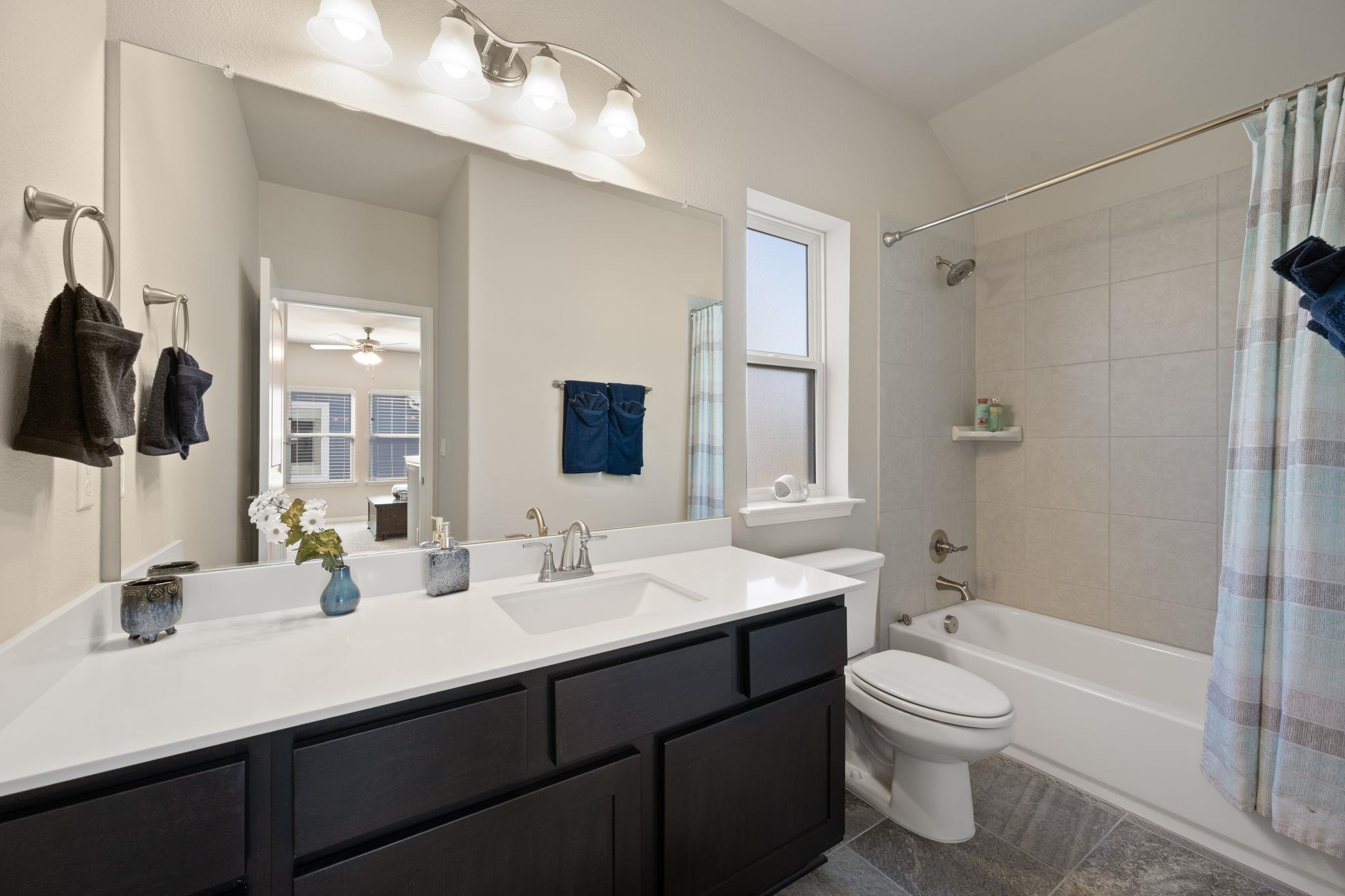8713 Alderman Dr, Austin, TX 78747