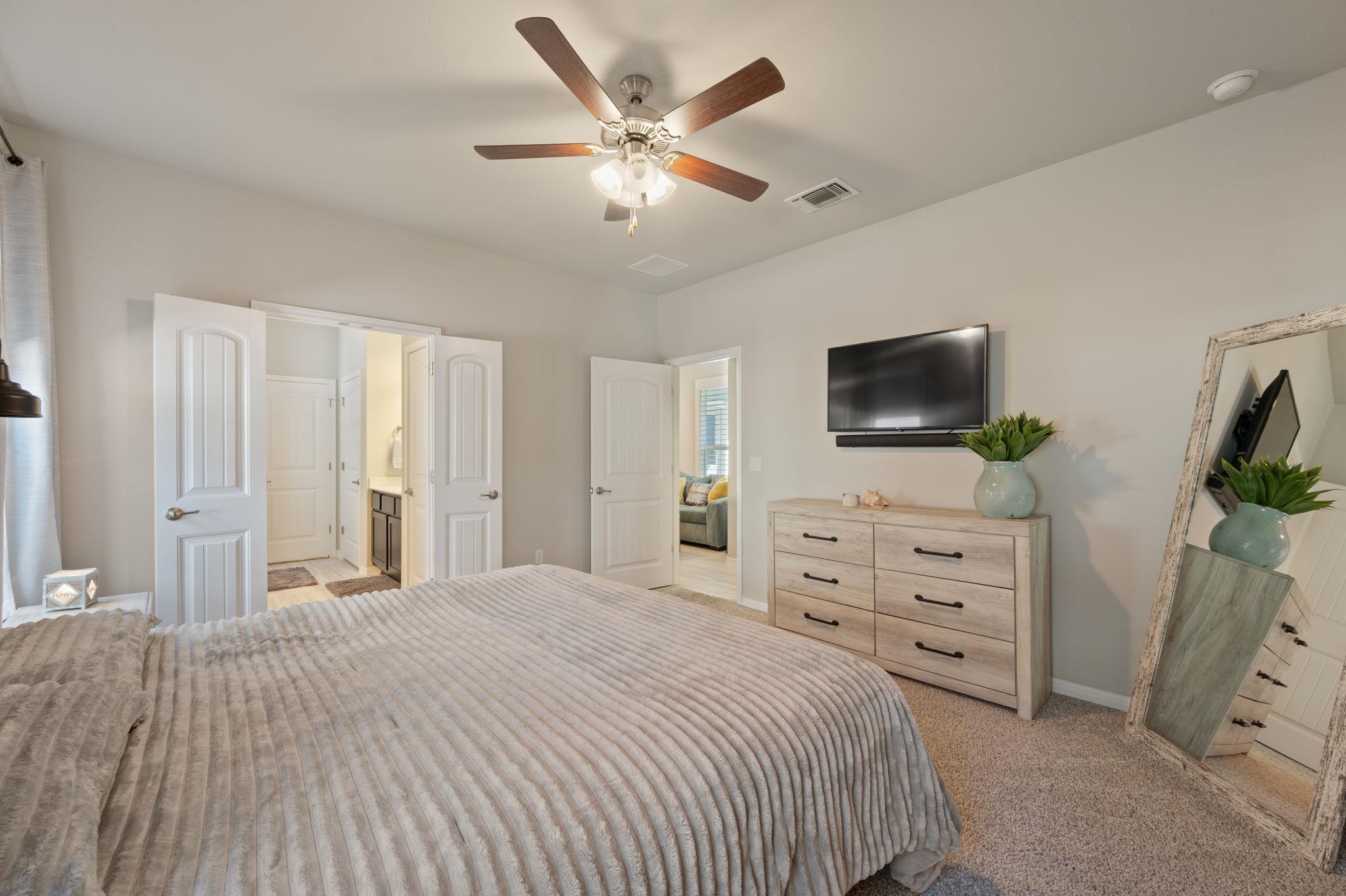 8713 Alderman Dr, Austin, TX 78747