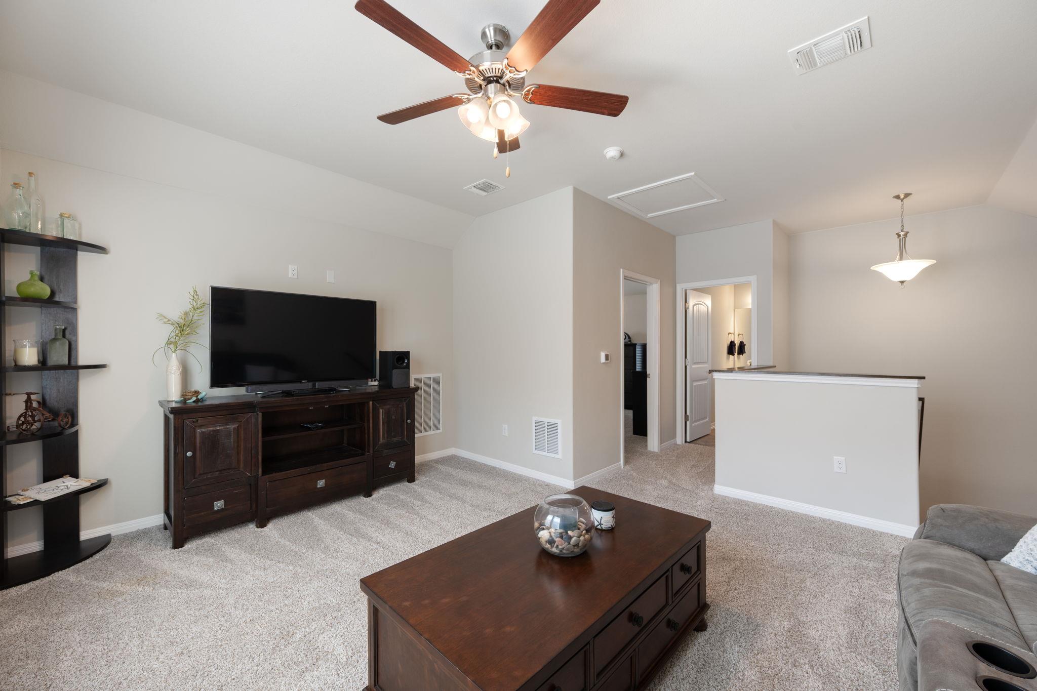8713 Alderman Dr, Austin, TX 78747