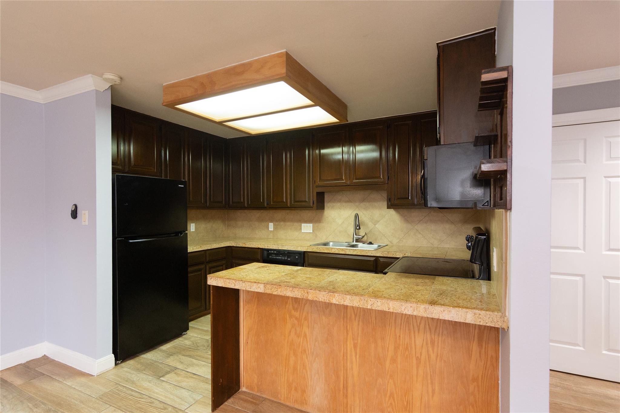 2500 Steck Ave # 13, Austin, TX 78757