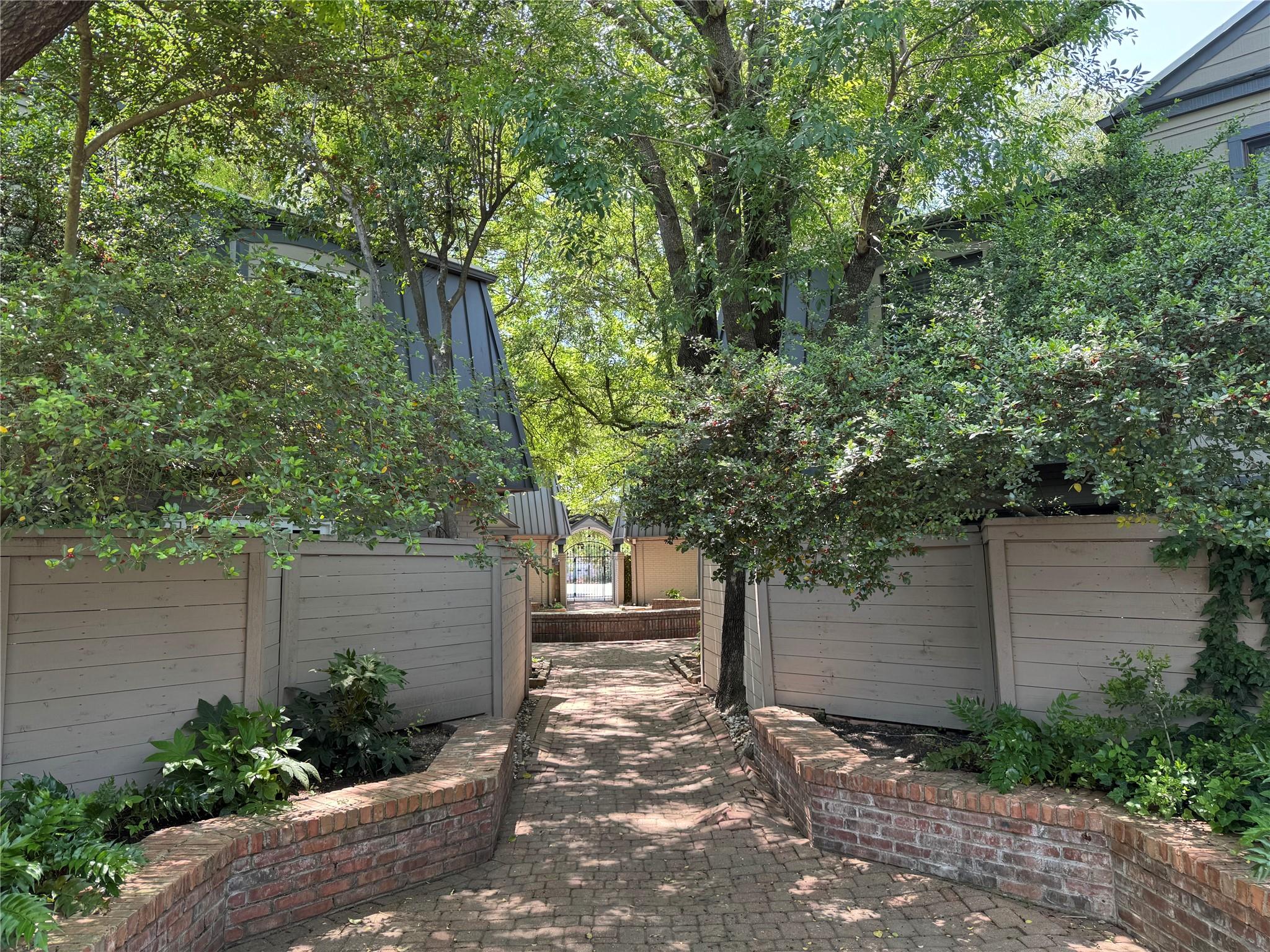 2500 Steck Ave # 13, Austin, TX 78757