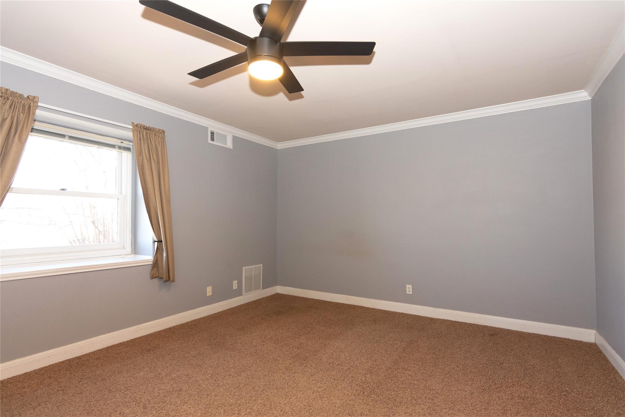 2500 Steck Ave # 13, Austin, TX 78757