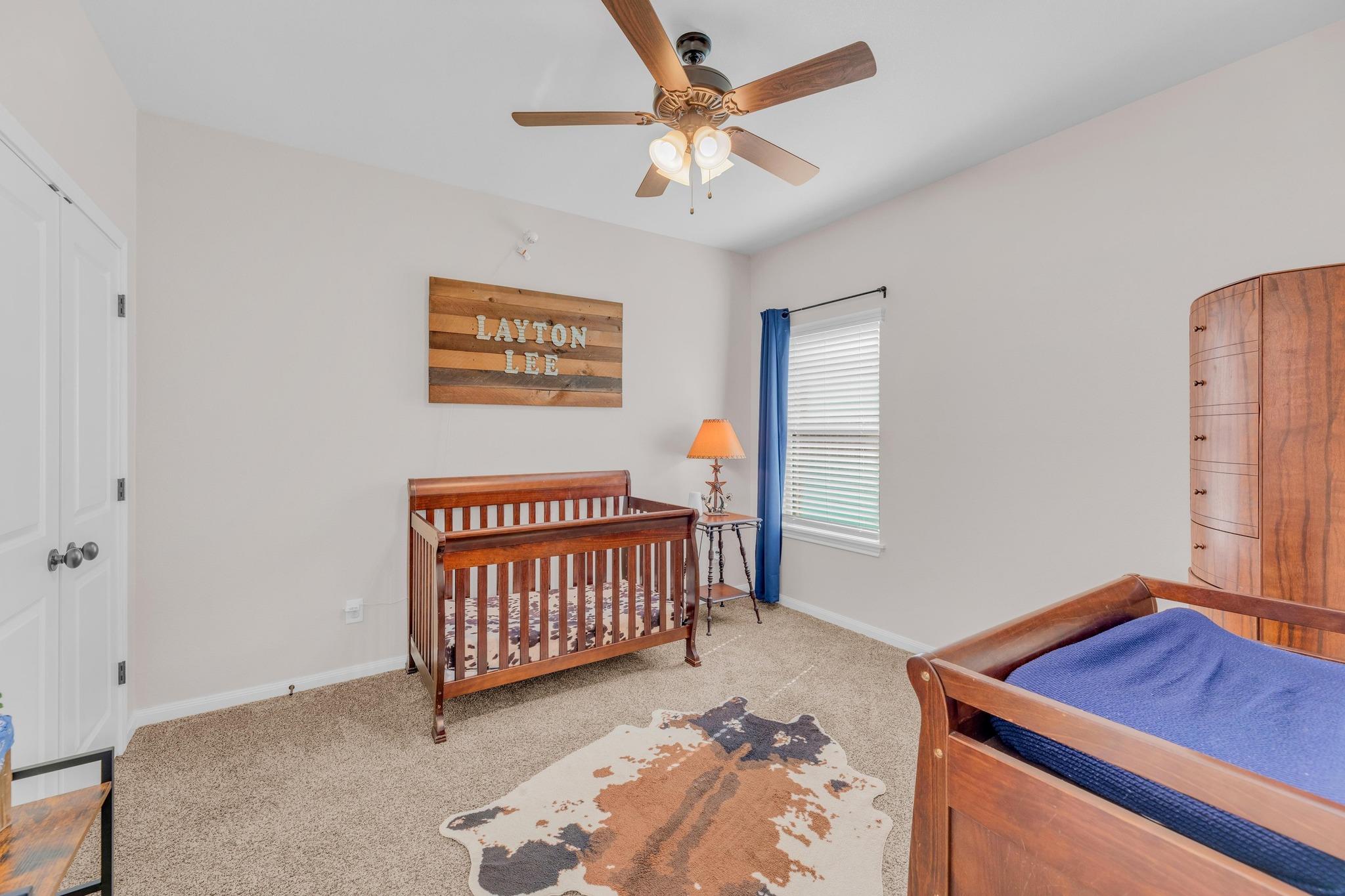 105 Don Dr, Jarrell, TX 76537