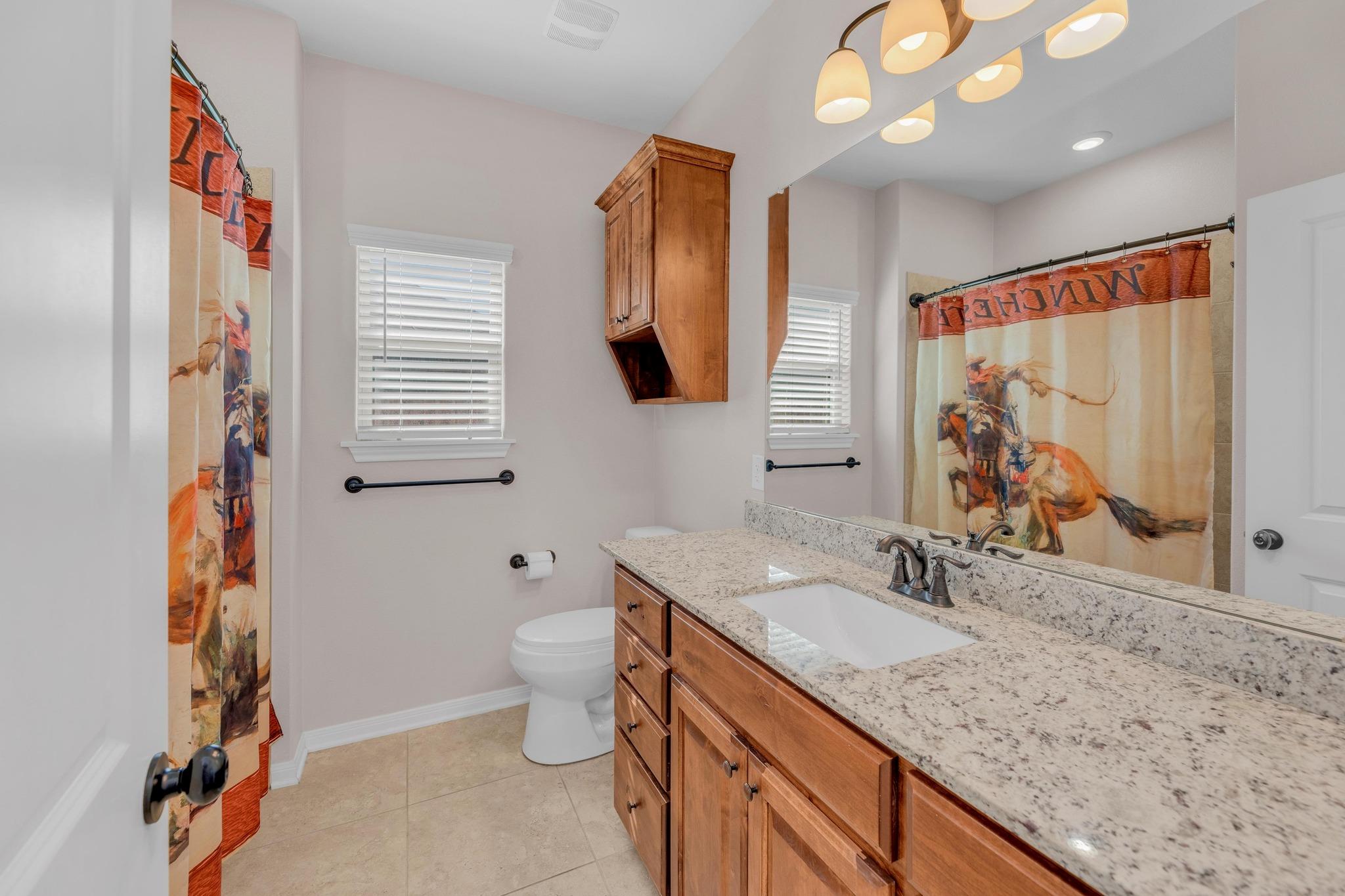 105 Don Dr, Jarrell, TX 76537