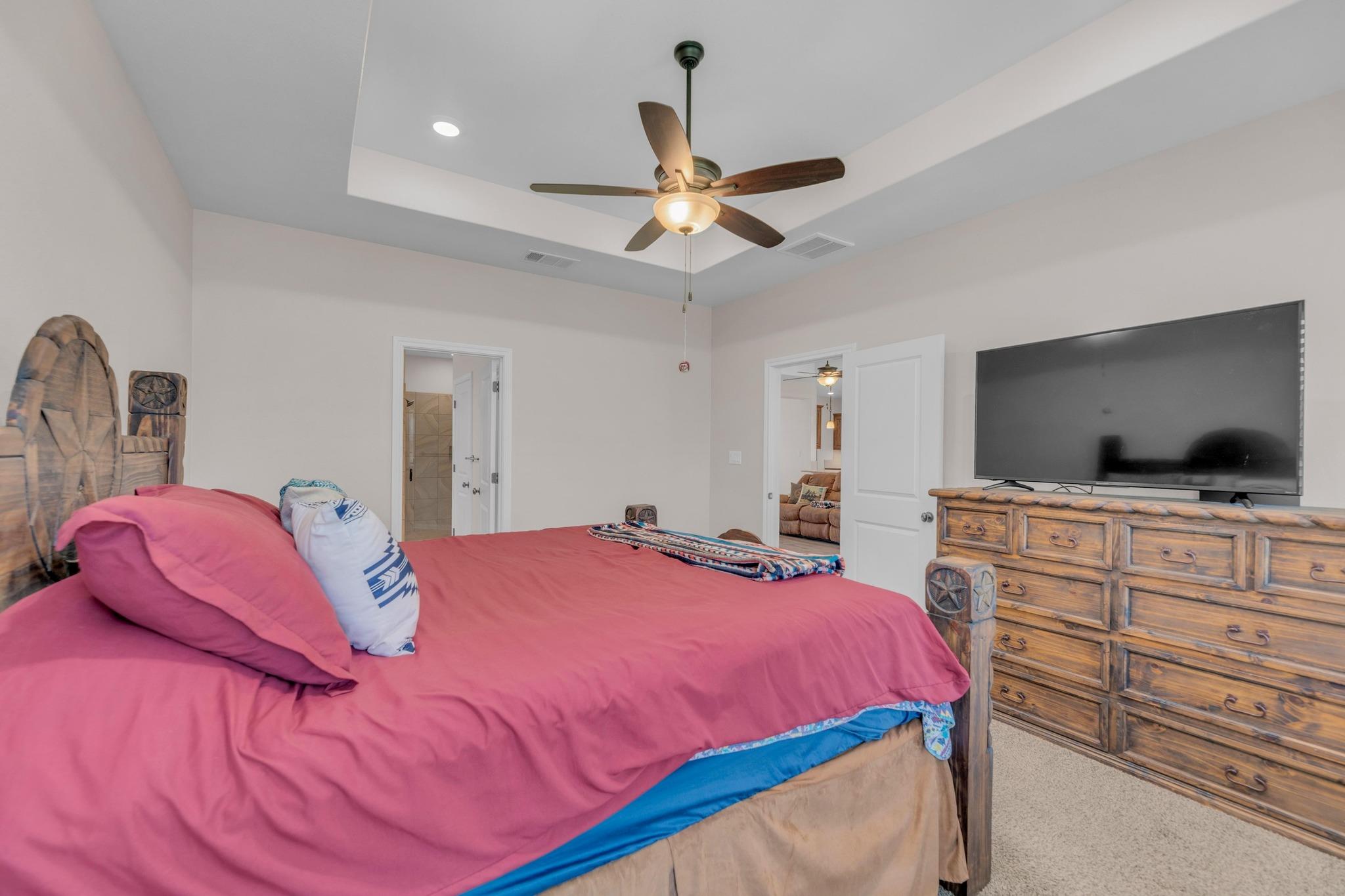 105 Don Dr, Jarrell, TX 76537