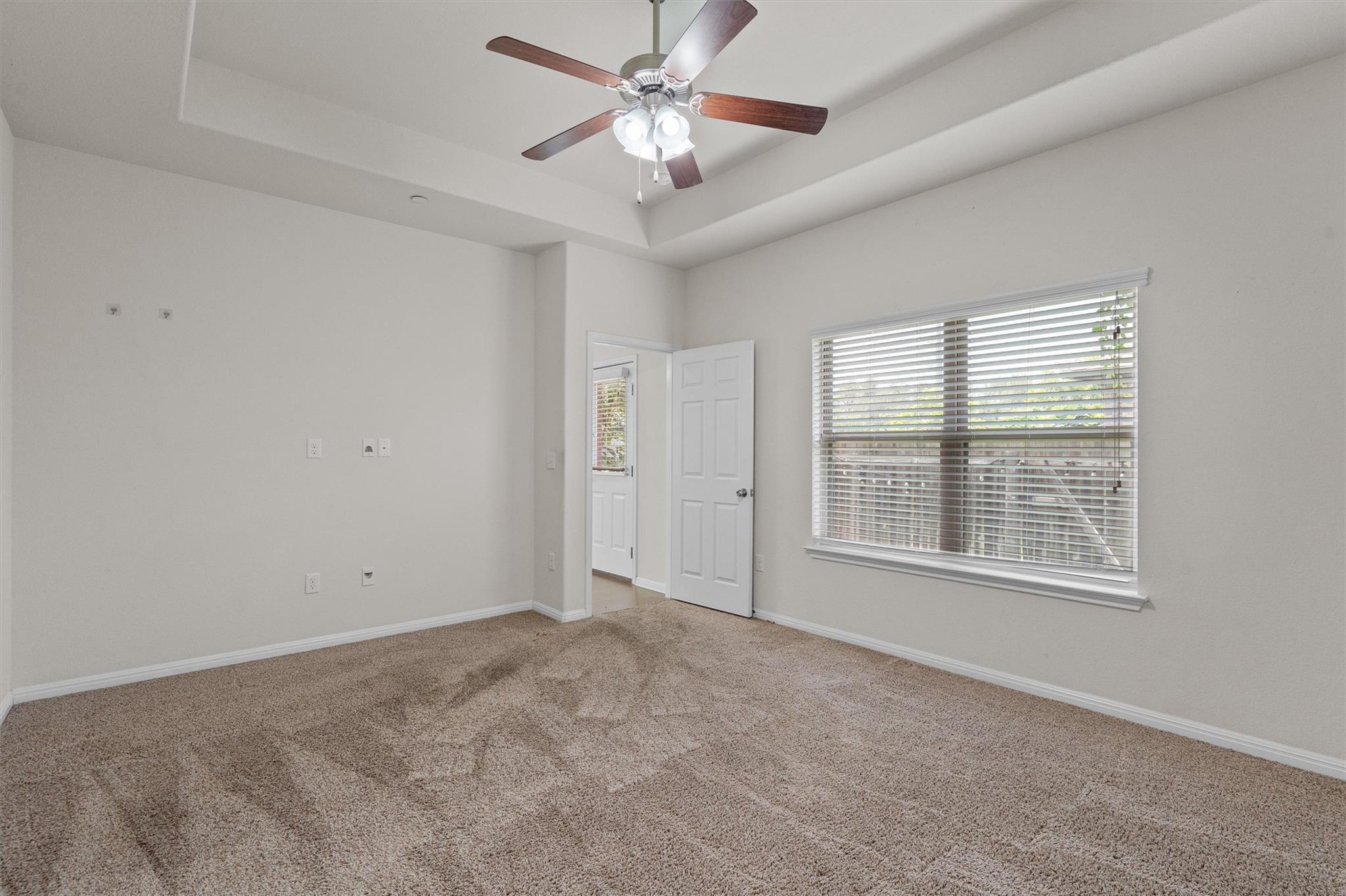 2304 S Lakeline Blvd # 461, Cedar Park, TX 78613