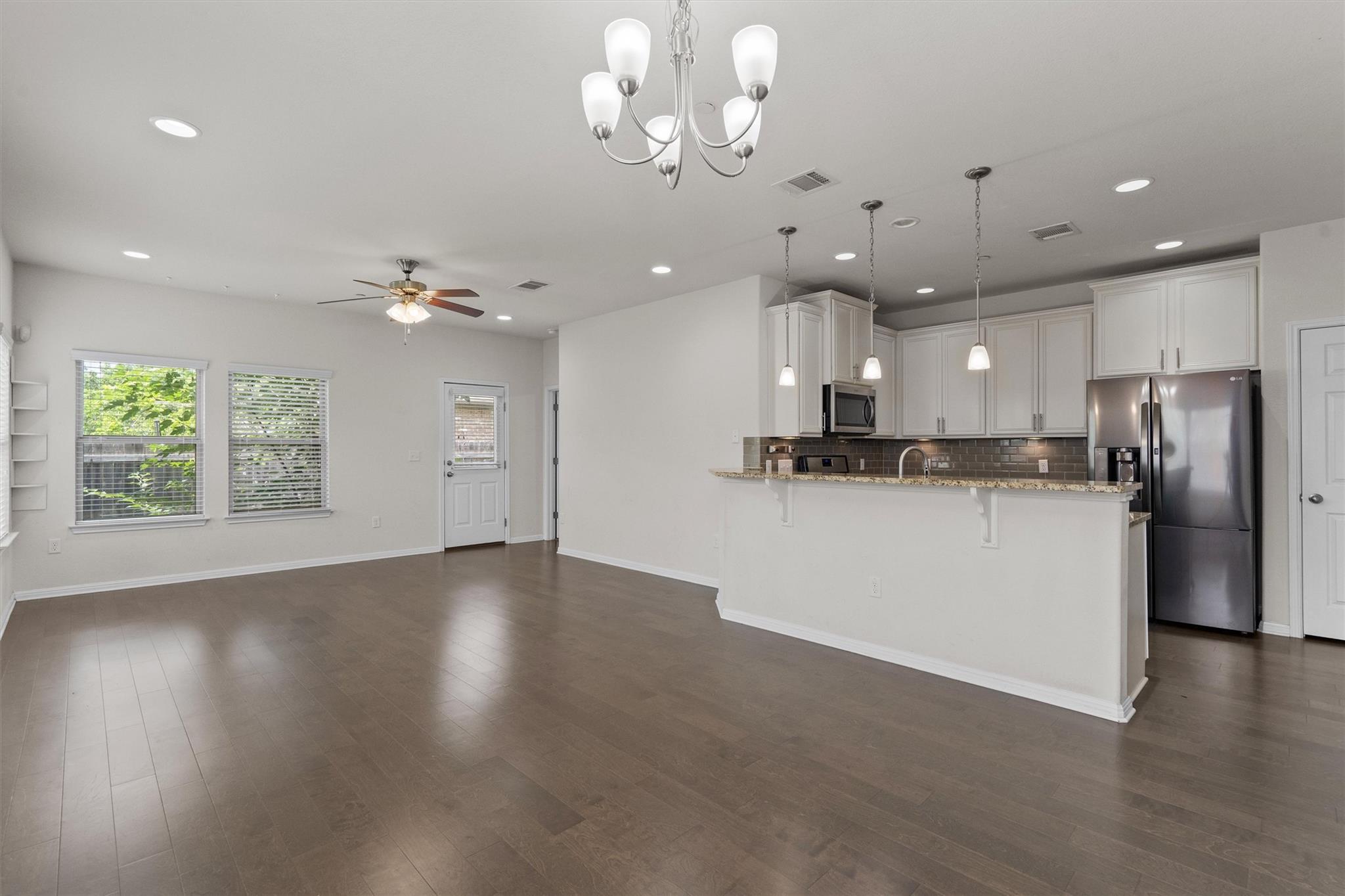 2304 S Lakeline Blvd # 461, Cedar Park, TX 78613