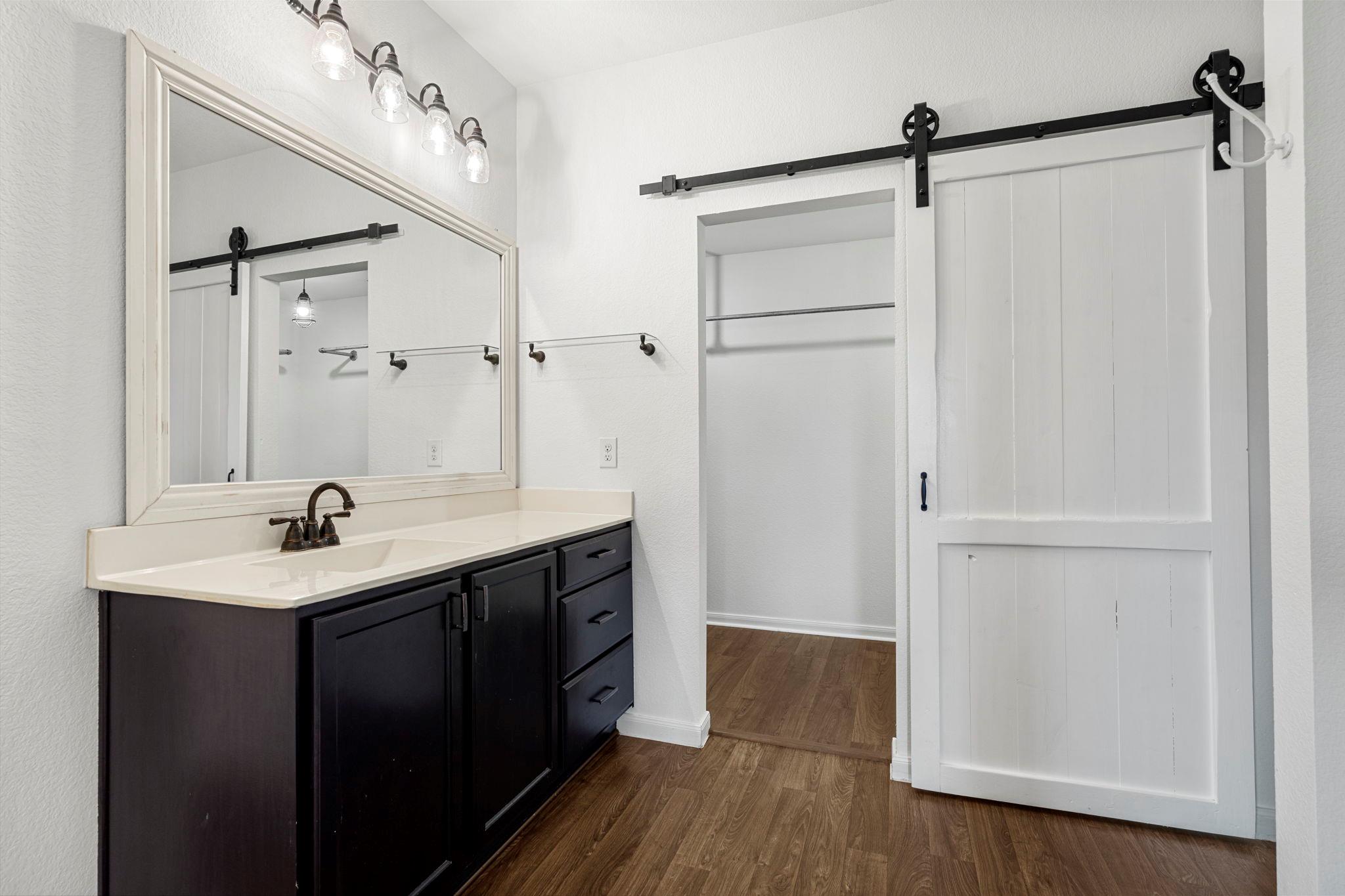 185 Rafe Ct, Kyle, TX 78640