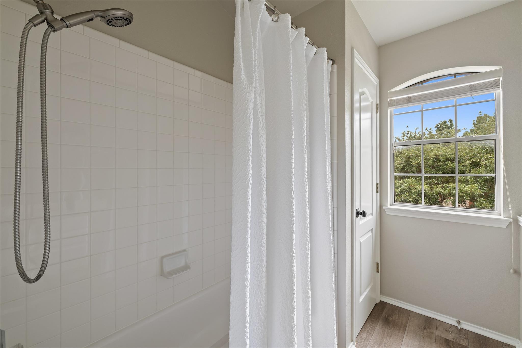 4604 Hibiscus Valley Dr, Austin, TX 78739