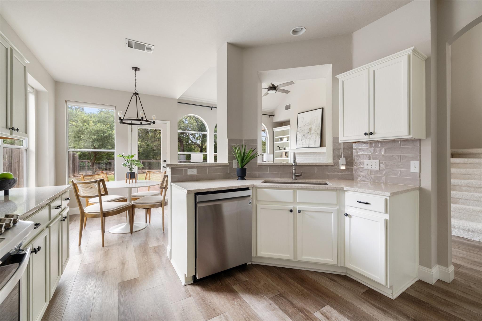 4604 Hibiscus Valley Dr, Austin, TX 78739