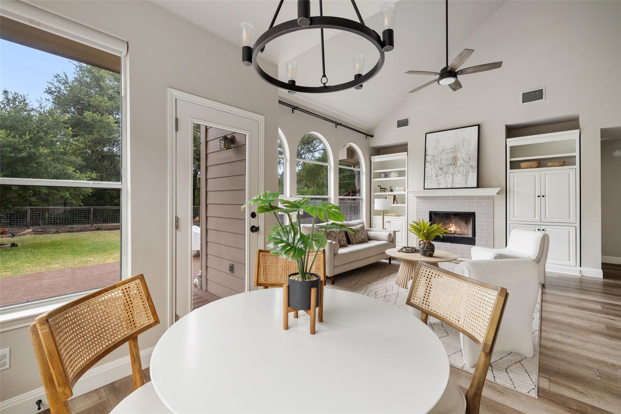 4604 Hibiscus Valley Dr, Austin, TX 78739