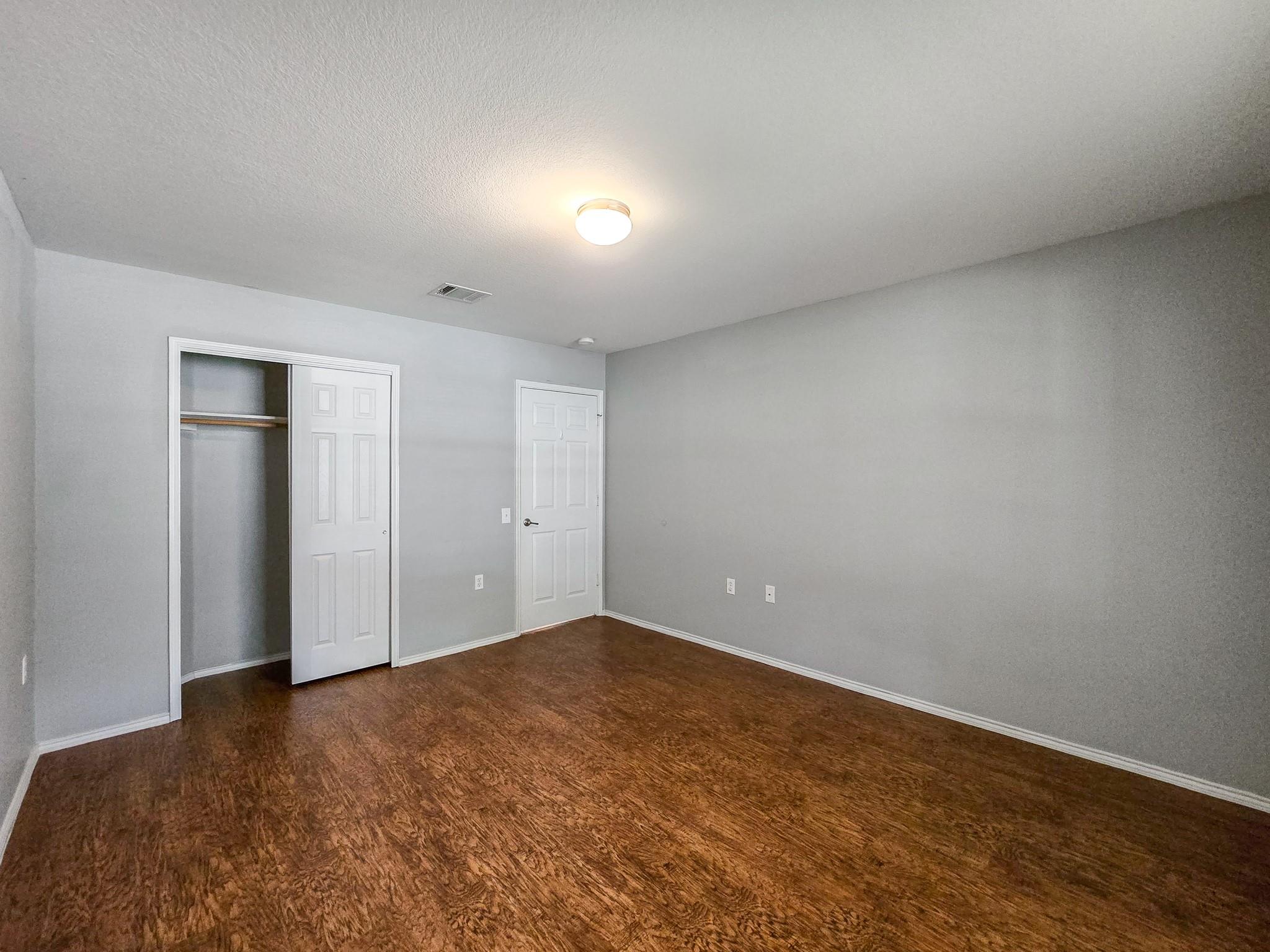 5125 English Glade Dr, Austin, TX 78724