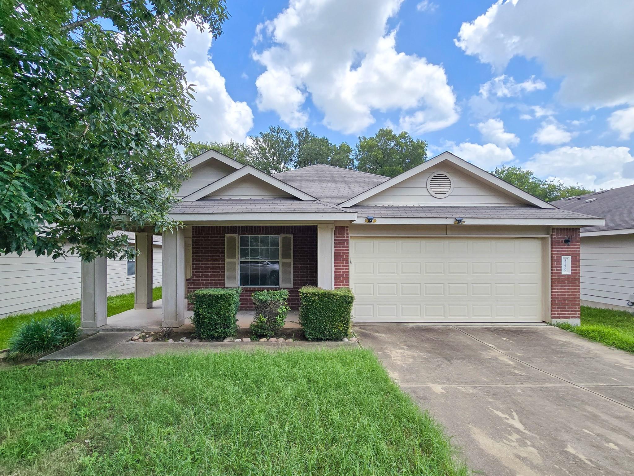 5125 English Glade Dr, Austin, TX 78724