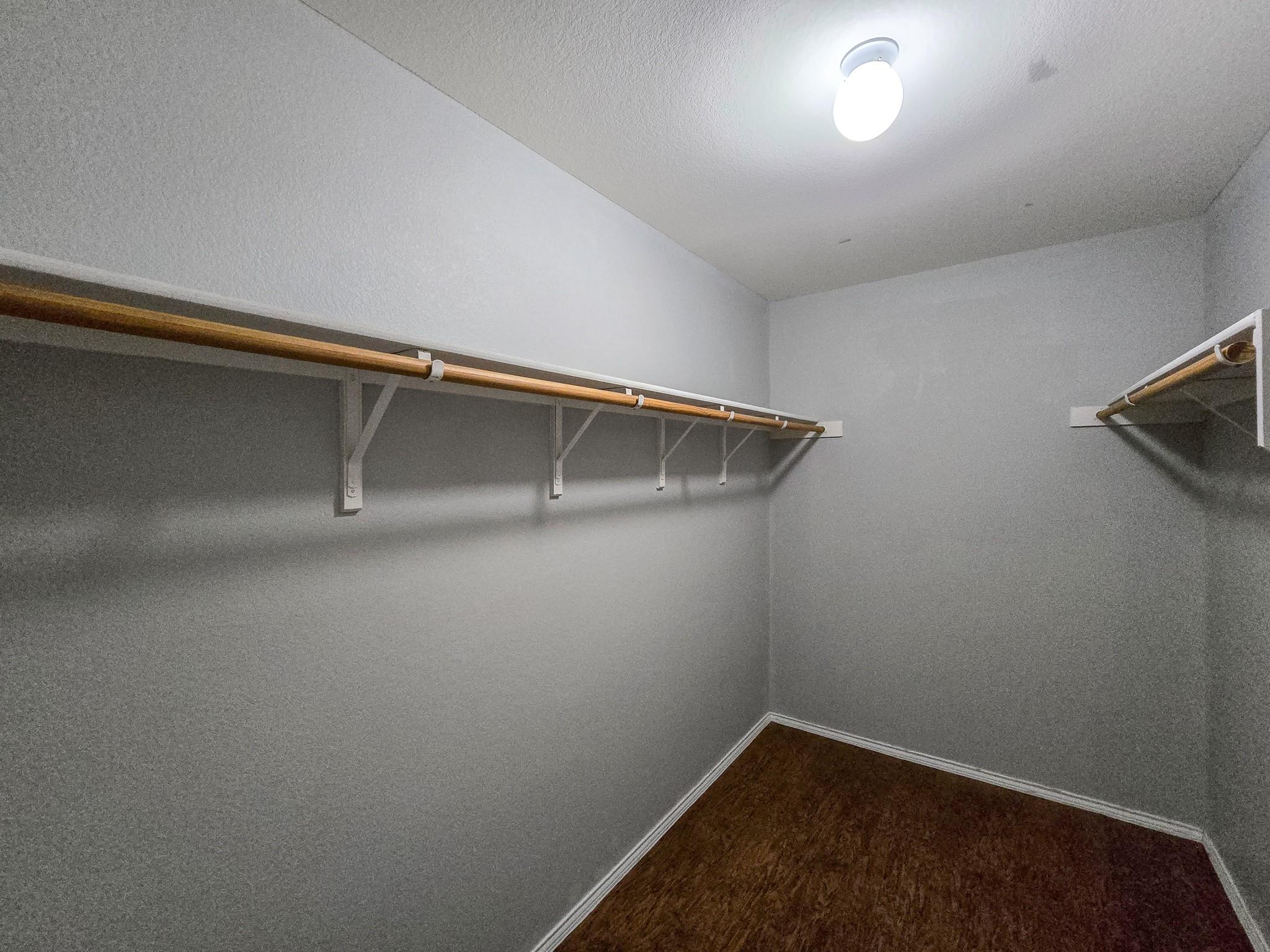5125 English Glade Dr, Austin, TX 78724
