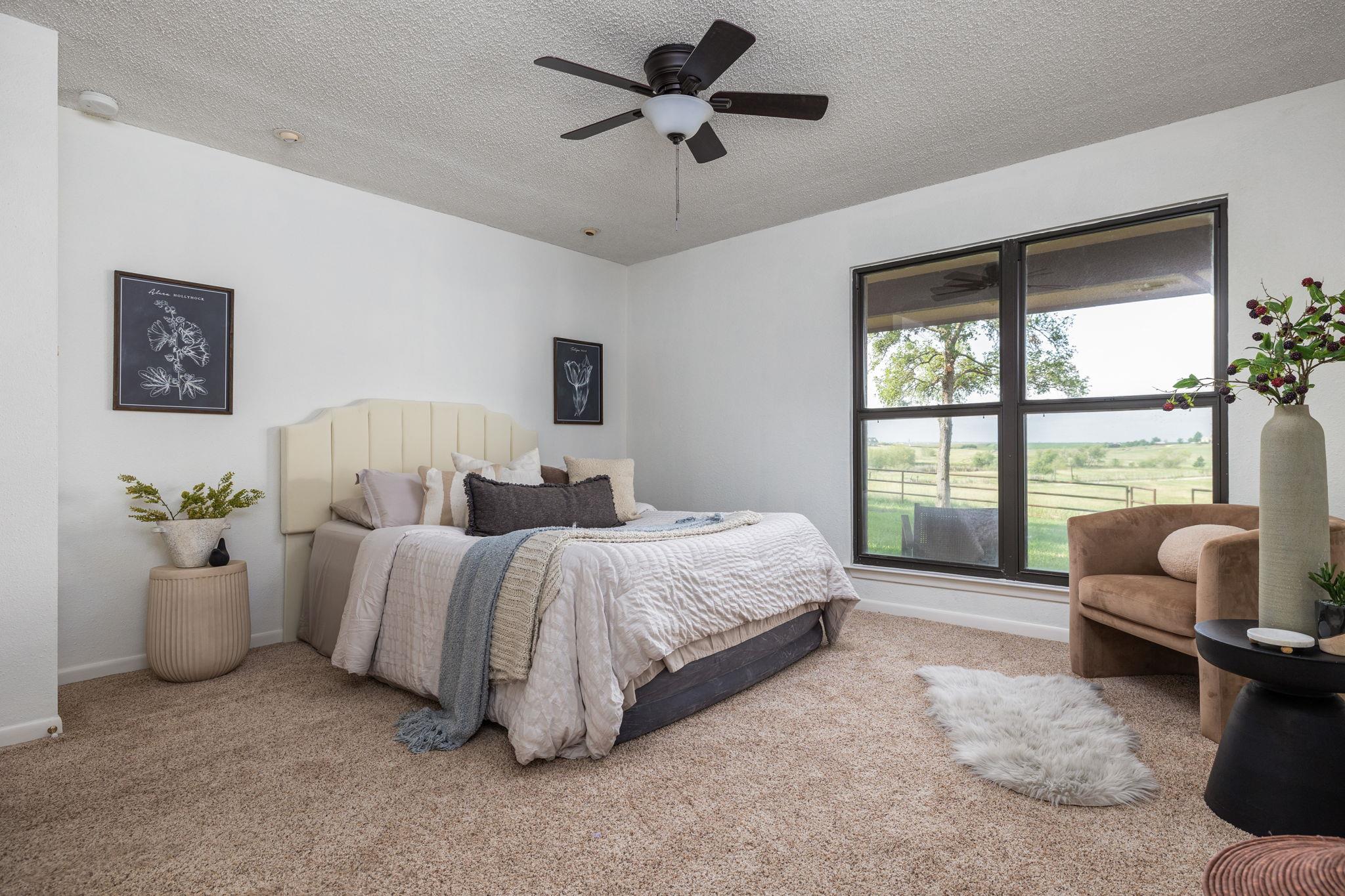 800 County Road 458 Rd, Coupland, TX 78615