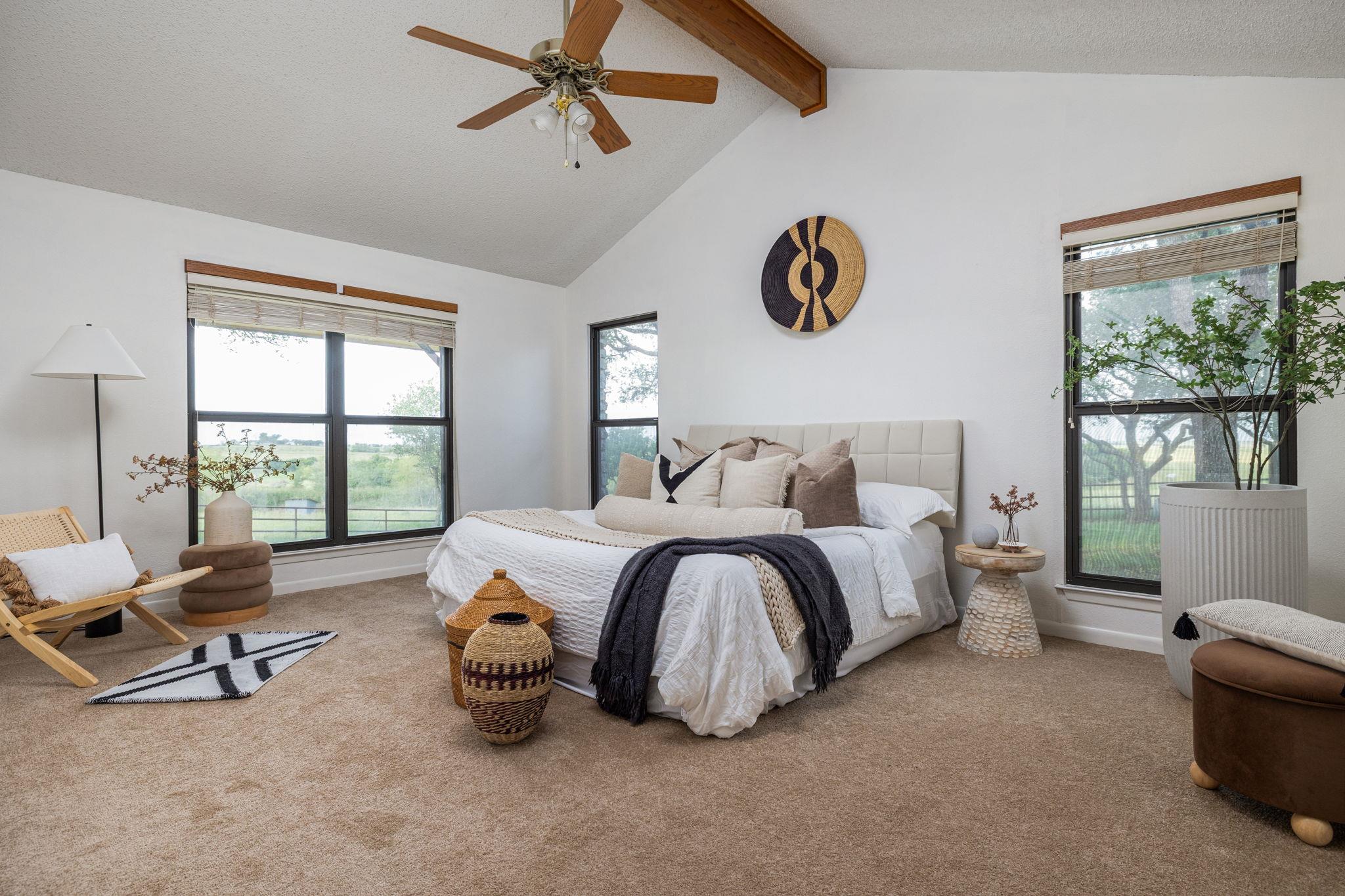 800 County Road 458 Rd, Coupland, TX 78615