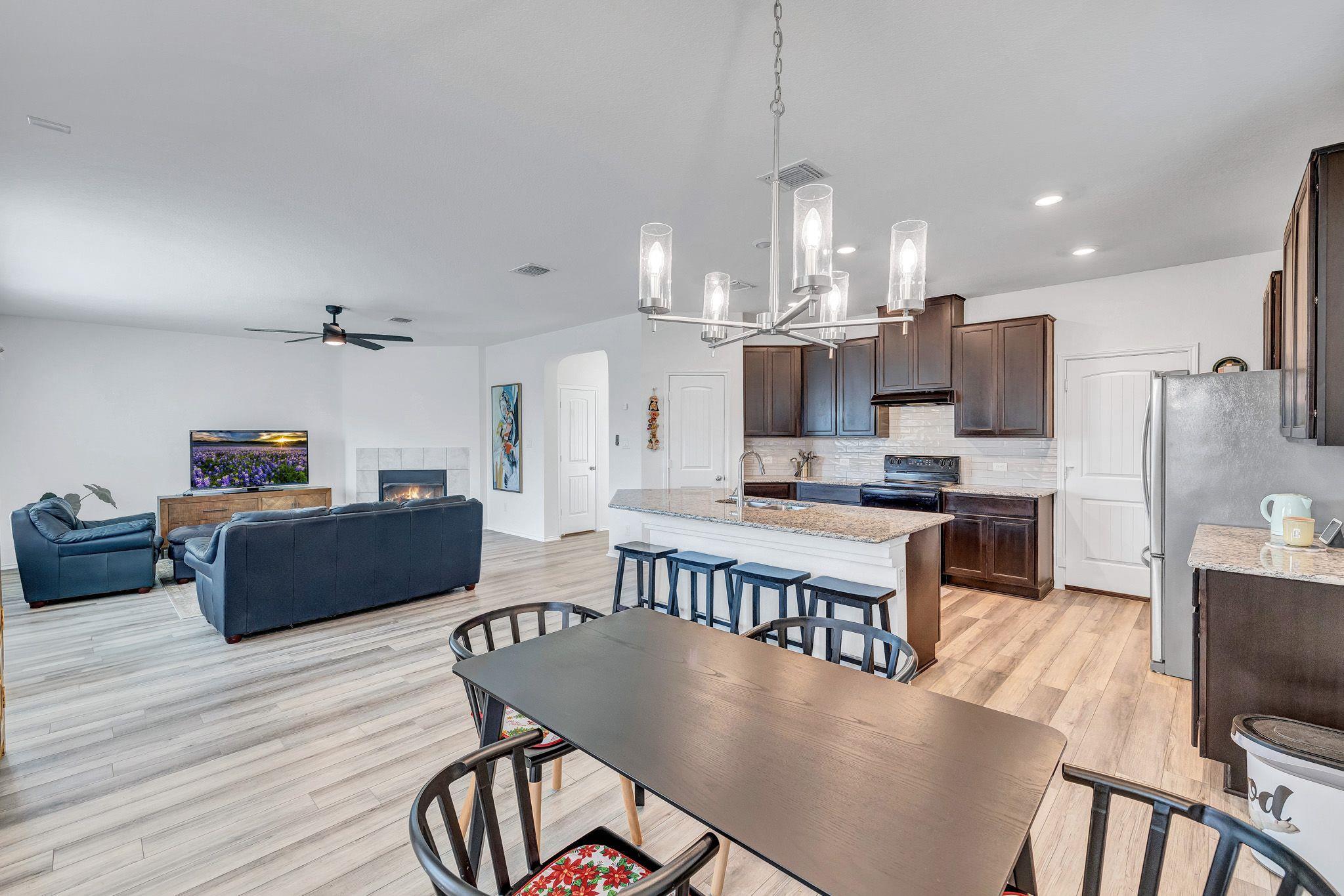 1310 Daniel Dr, Belton, TX 76513