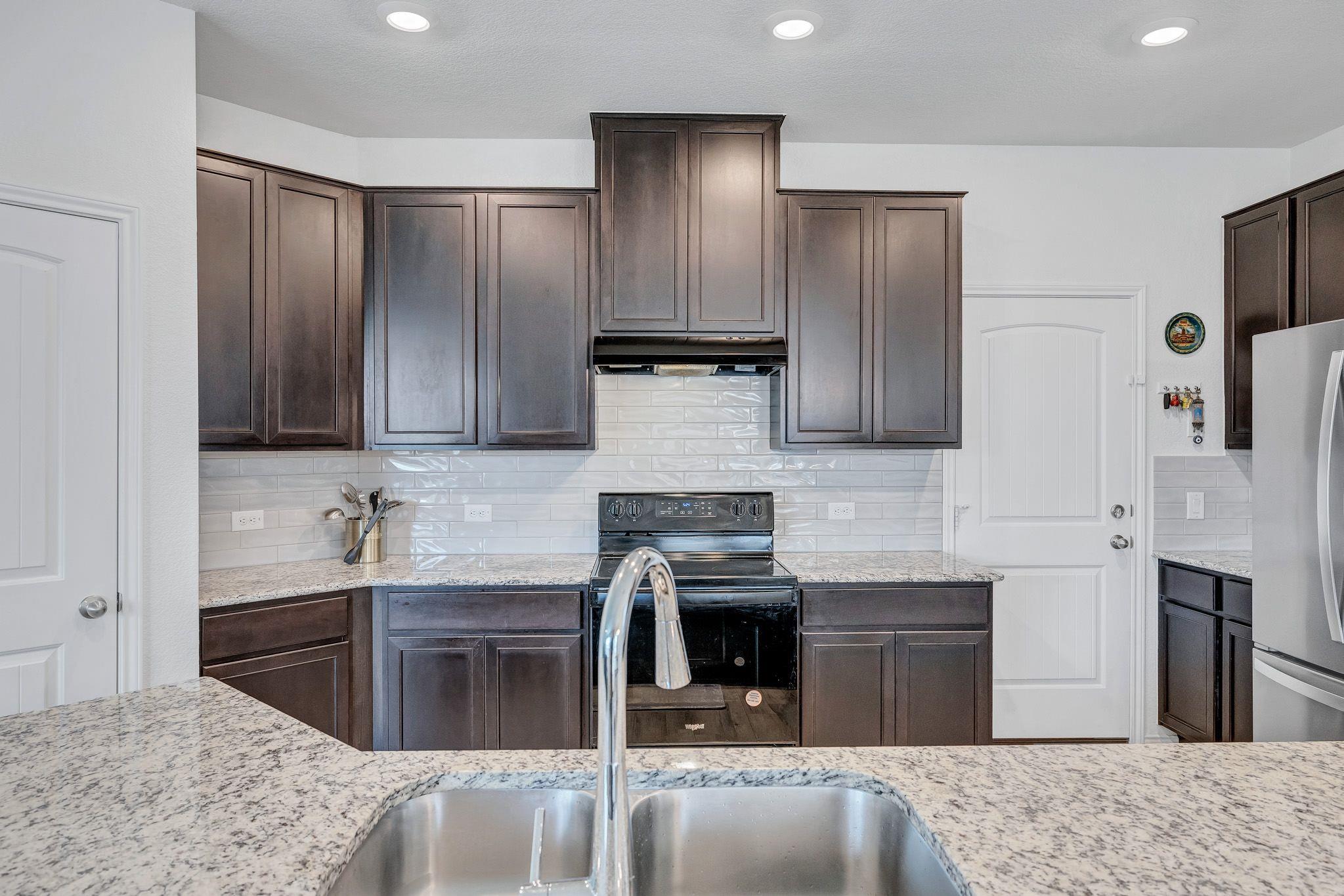 1310 Daniel Dr, Belton, TX 76513