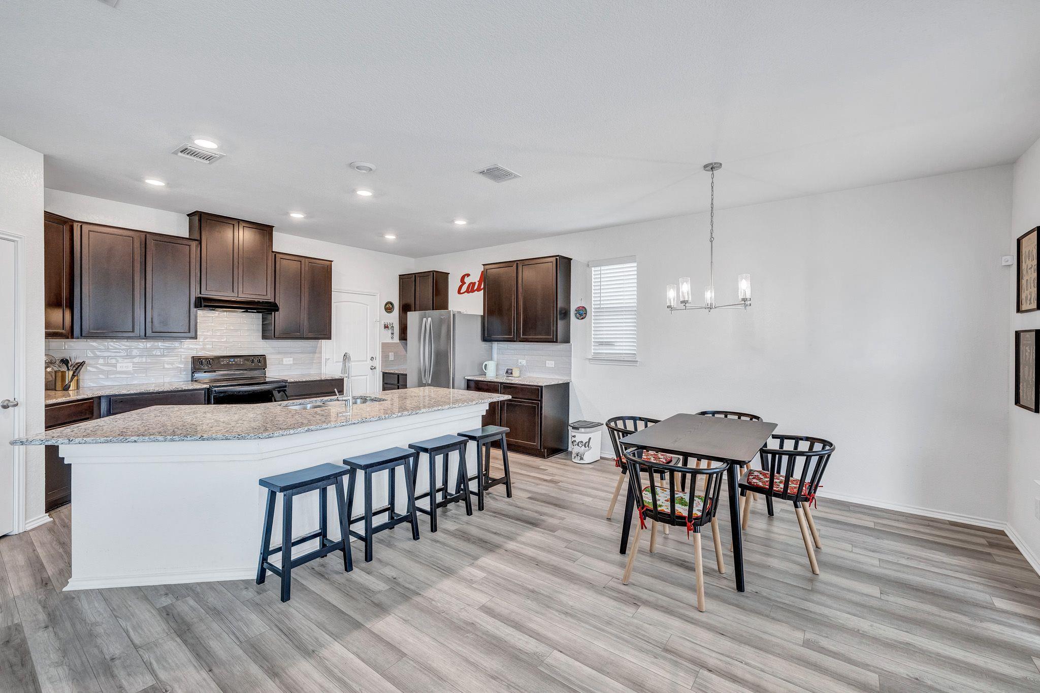 1310 Daniel Dr, Belton, TX 76513