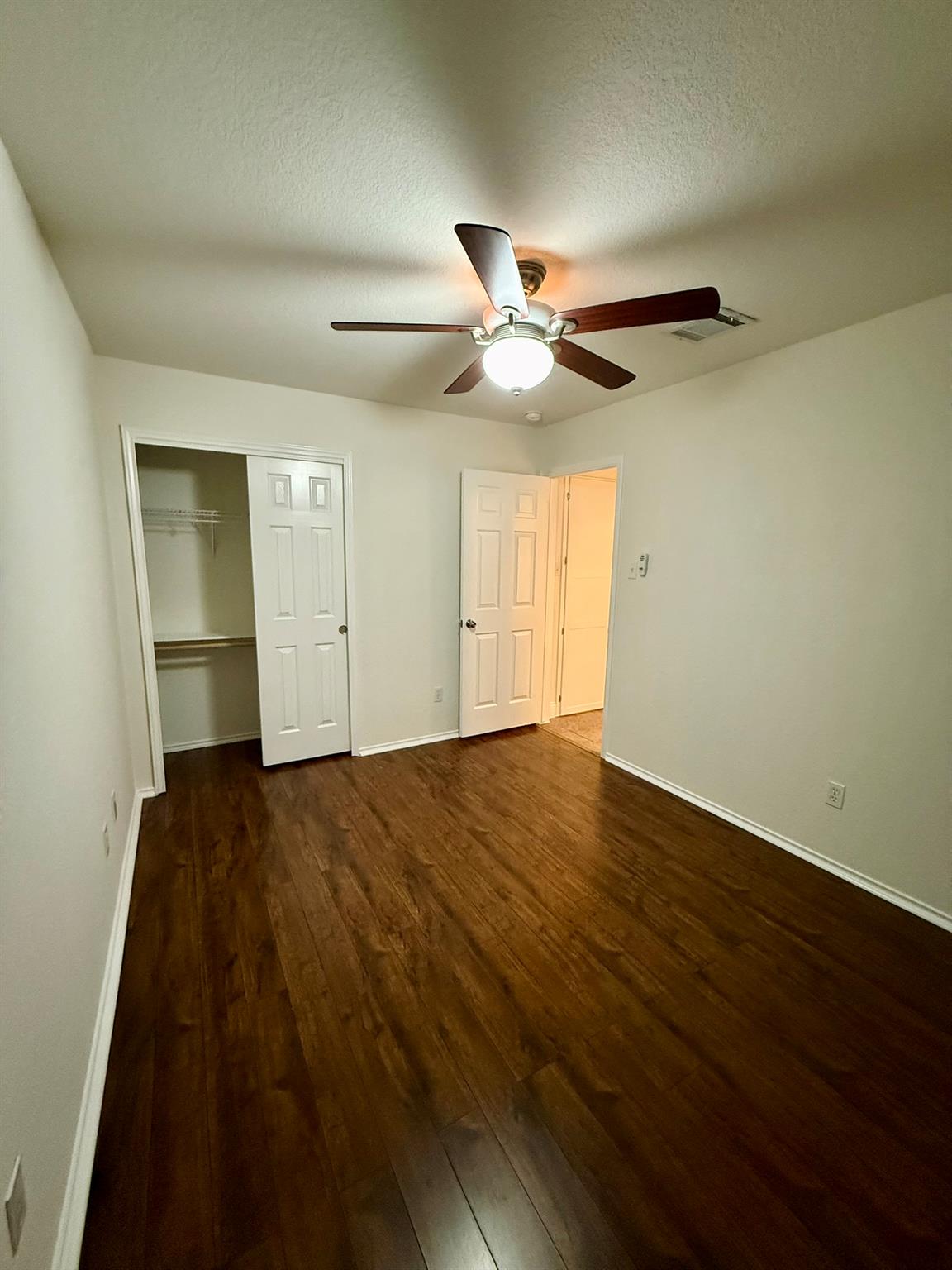 1018 Gentry Dr, Leander, TX 78641