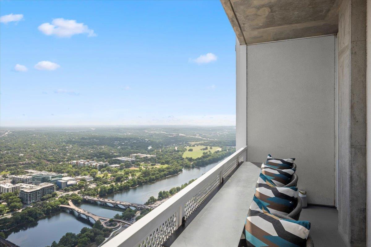 301 West Ave # 5303, Austin, TX 78701