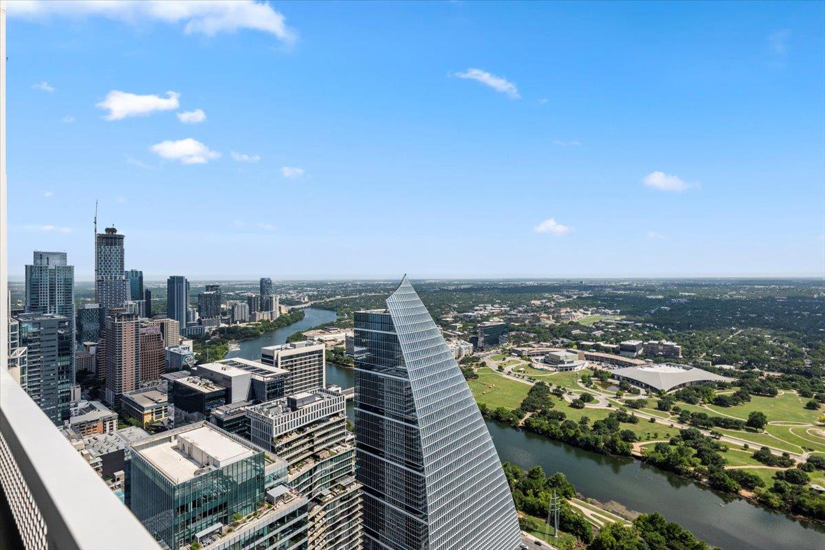 301 West Ave # 5303, Austin, TX 78701
