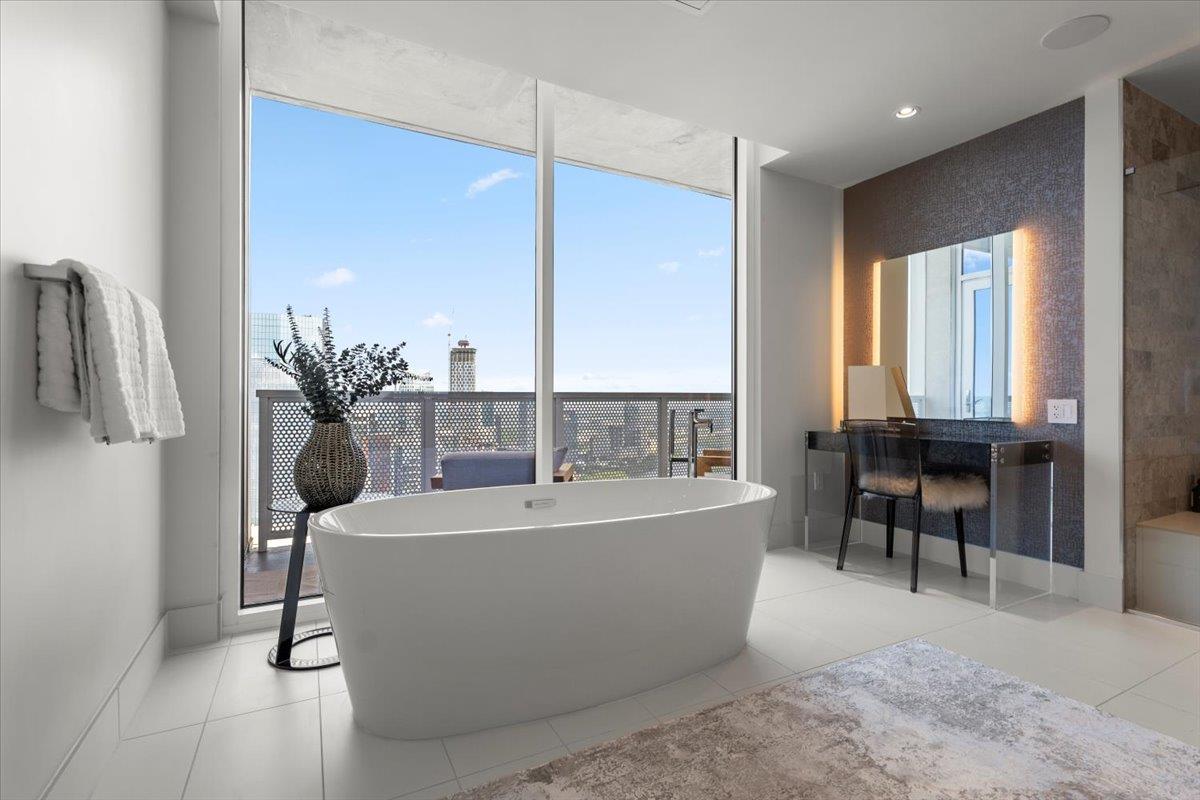 301 West Ave # 5303, Austin, TX 78701