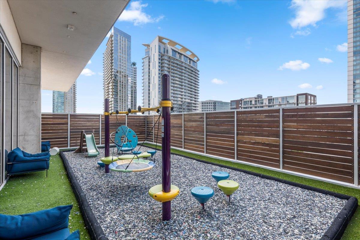 301 West Ave # 5303, Austin, TX 78701