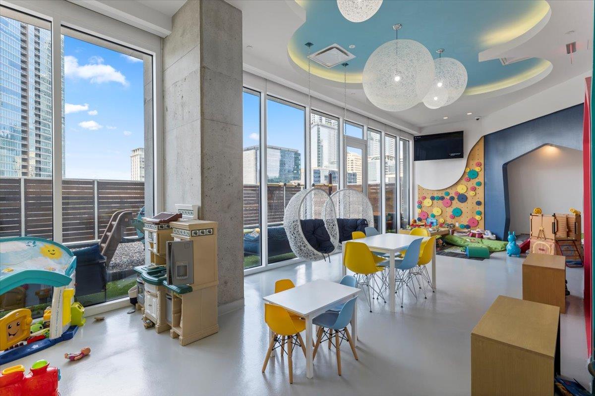 301 West Ave # 5303, Austin, TX 78701