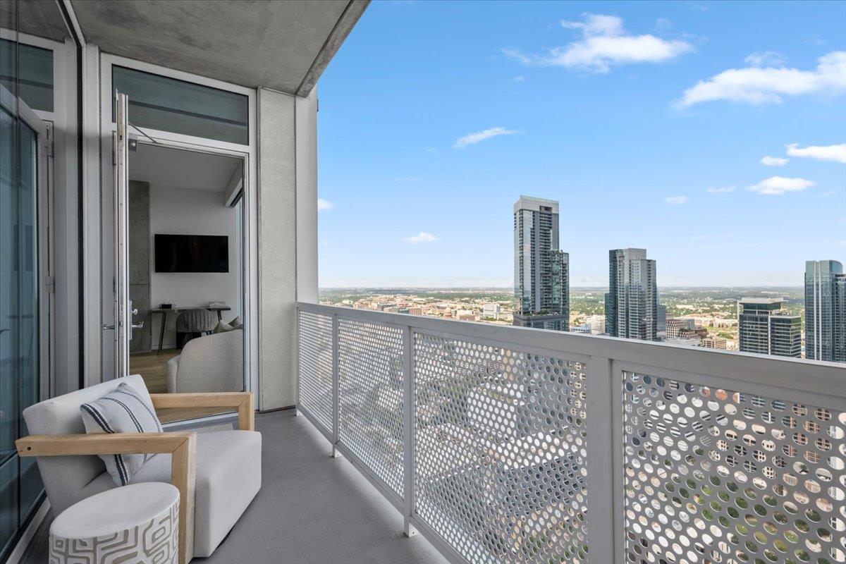 301 West Ave # 5303, Austin, TX 78701