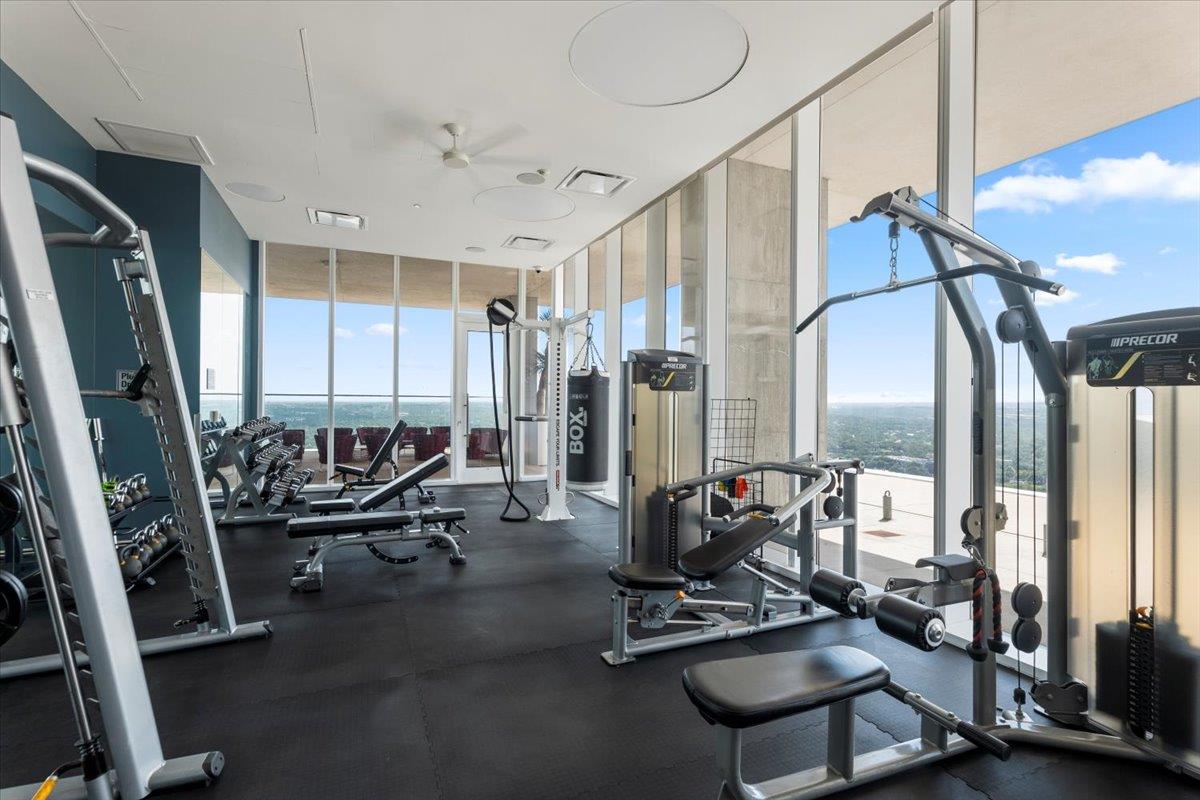 301 West Ave # 5303, Austin, TX 78701