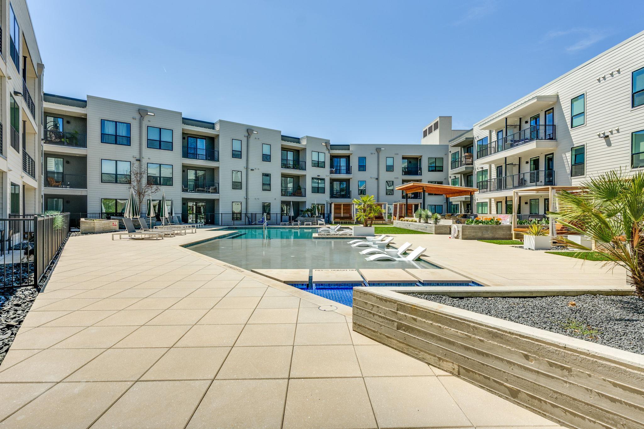 1701 Simond Ave # 524, Austin, TX 78723