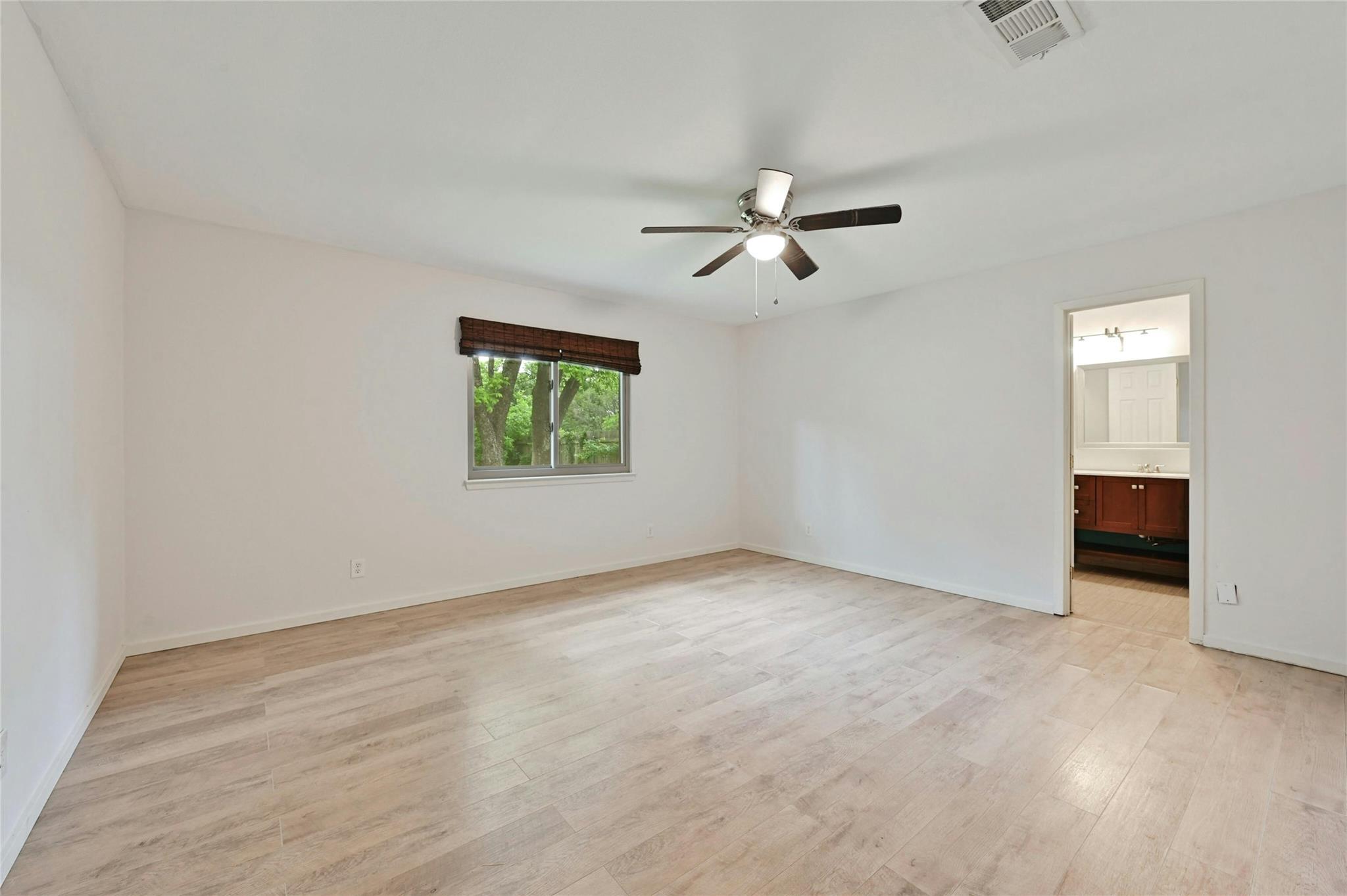 3326 Clarksburg Dr, Austin, TX 78745