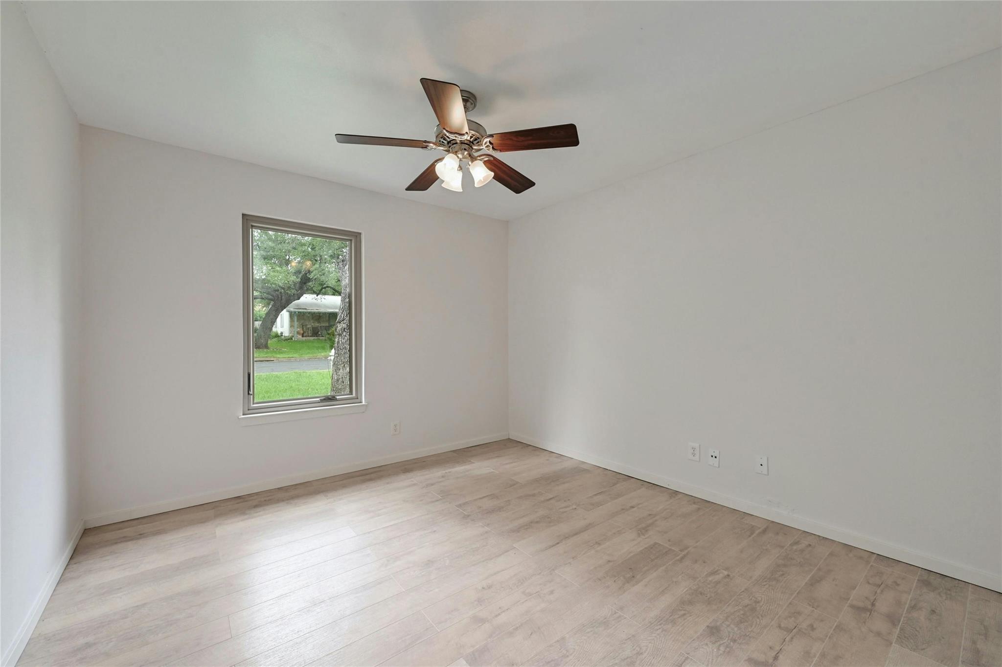 3326 Clarksburg Dr, Austin, TX 78745