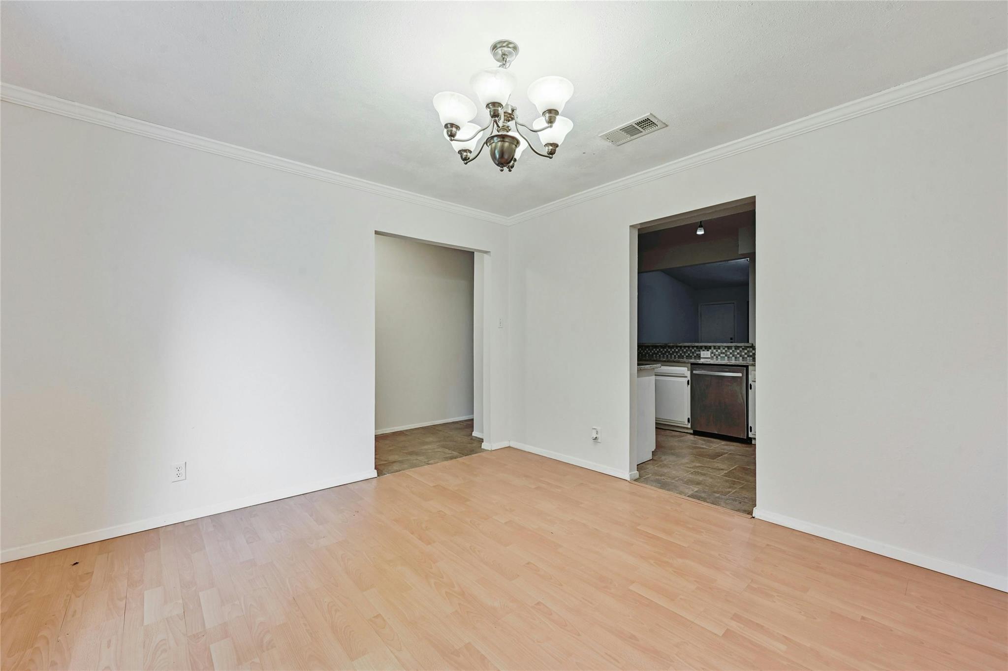 3326 Clarksburg Dr, Austin, TX 78745
