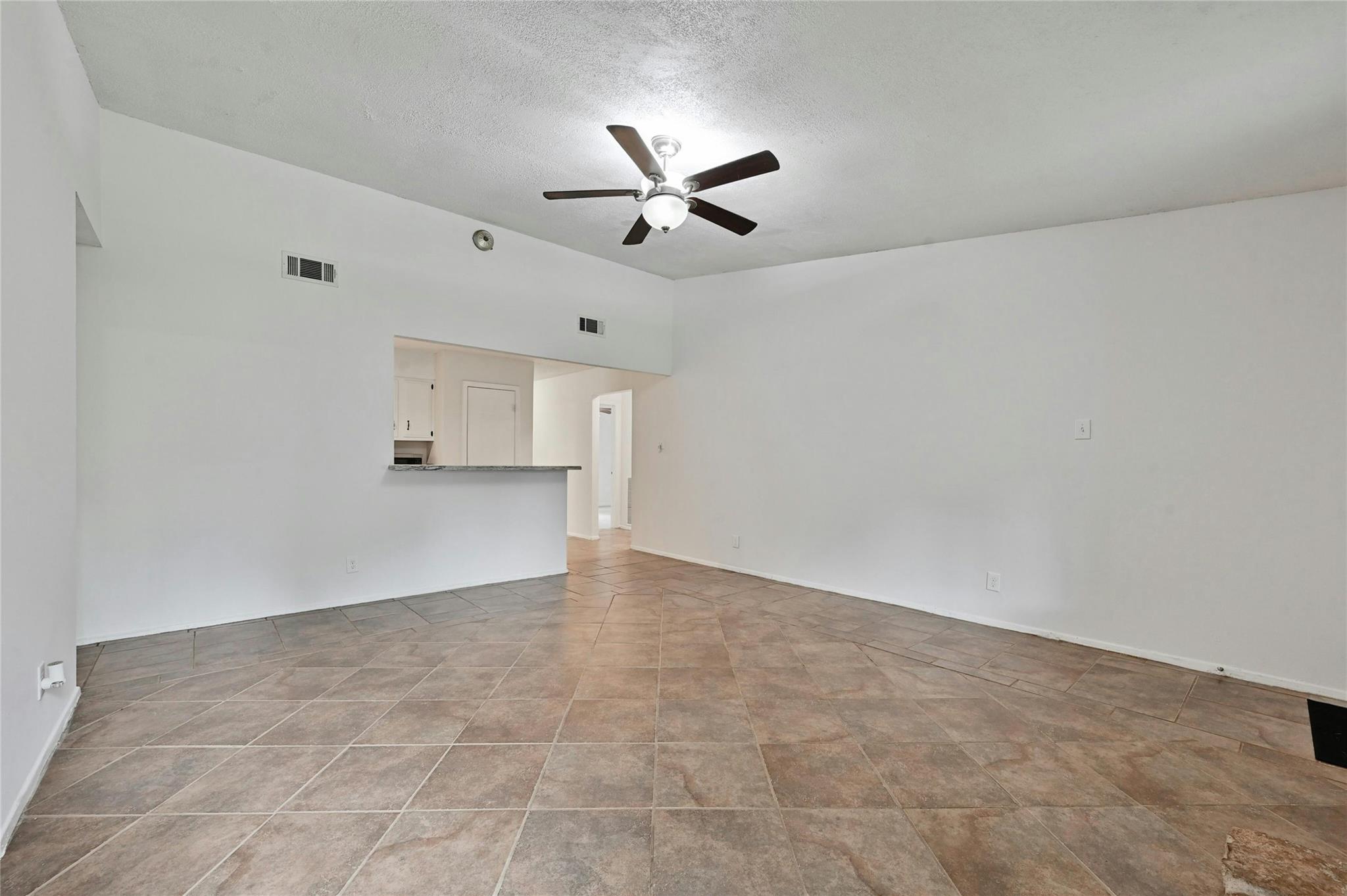 3326 Clarksburg Dr, Austin, TX 78745