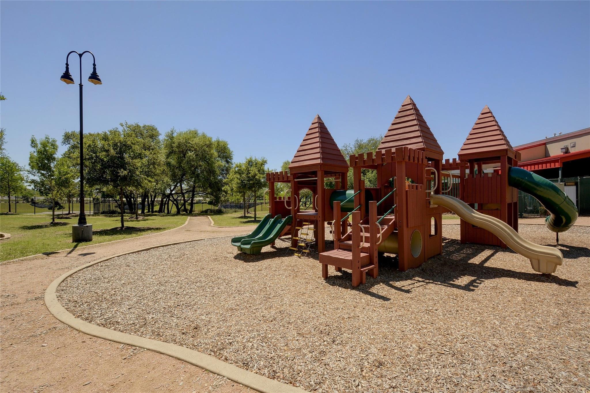 3326 Clarksburg Dr, Austin, TX 78745