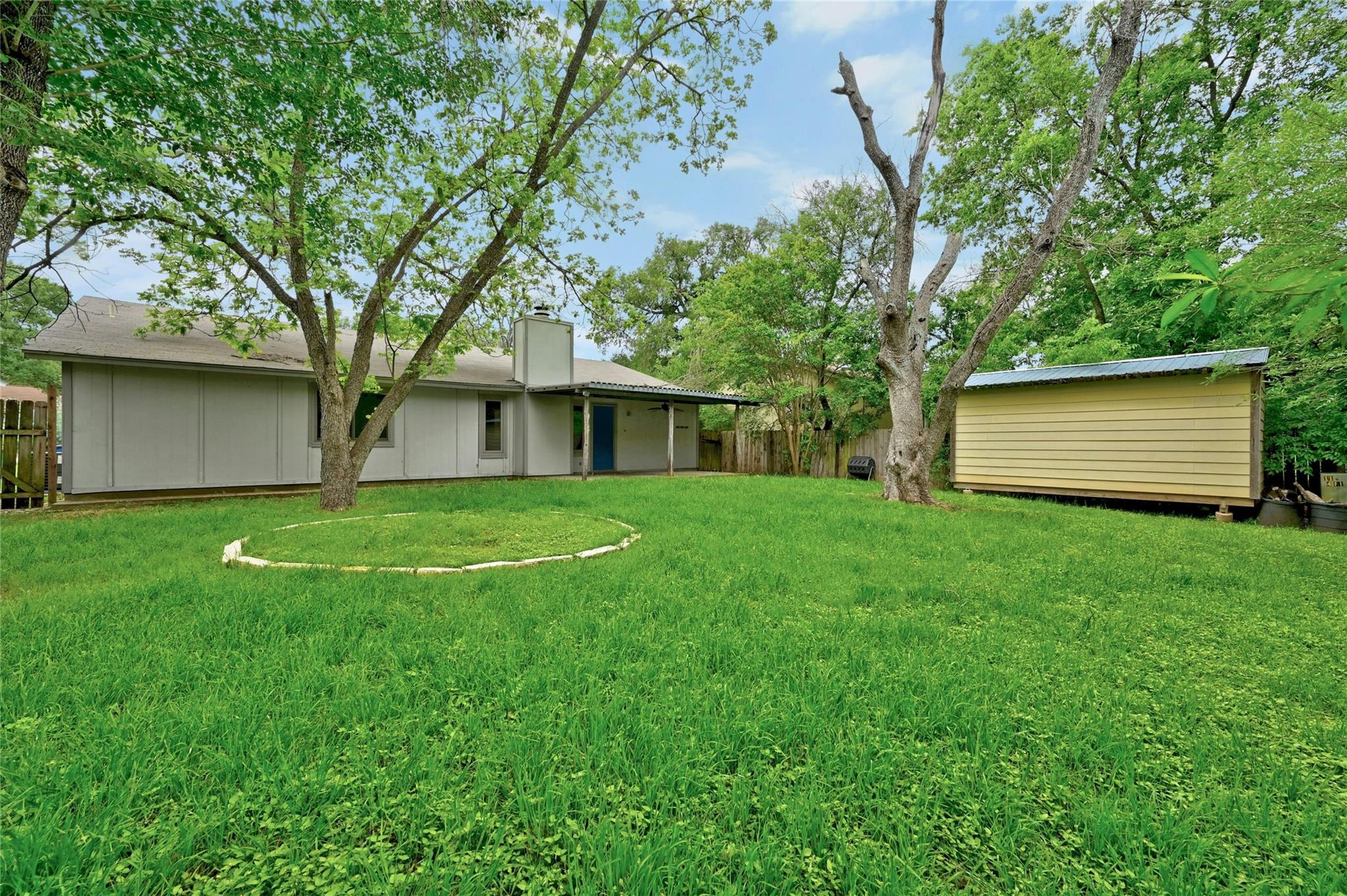 3326 Clarksburg Dr, Austin, TX 78745