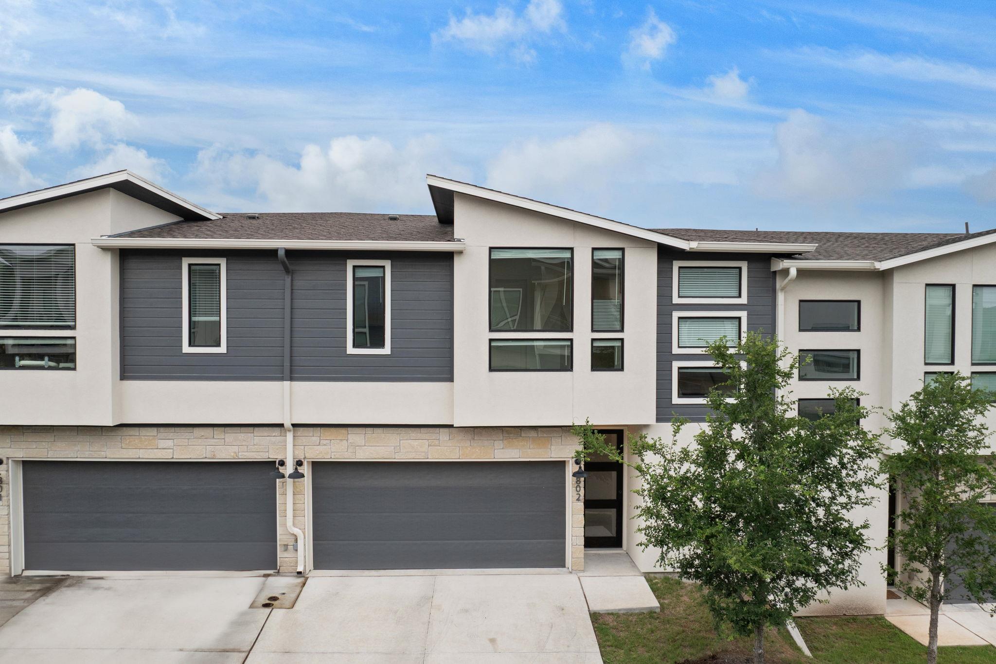 2050 Lohmans Spur Rd # 802, Lakeway, TX 78734