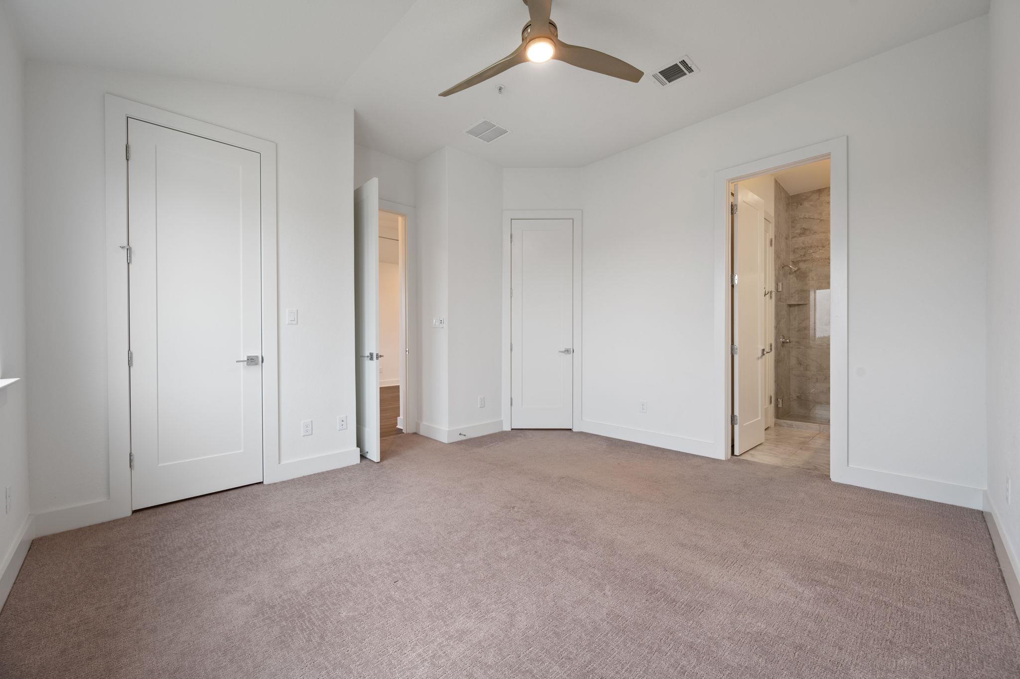 2050 Lohmans Spur Rd # 802, Lakeway, TX 78734