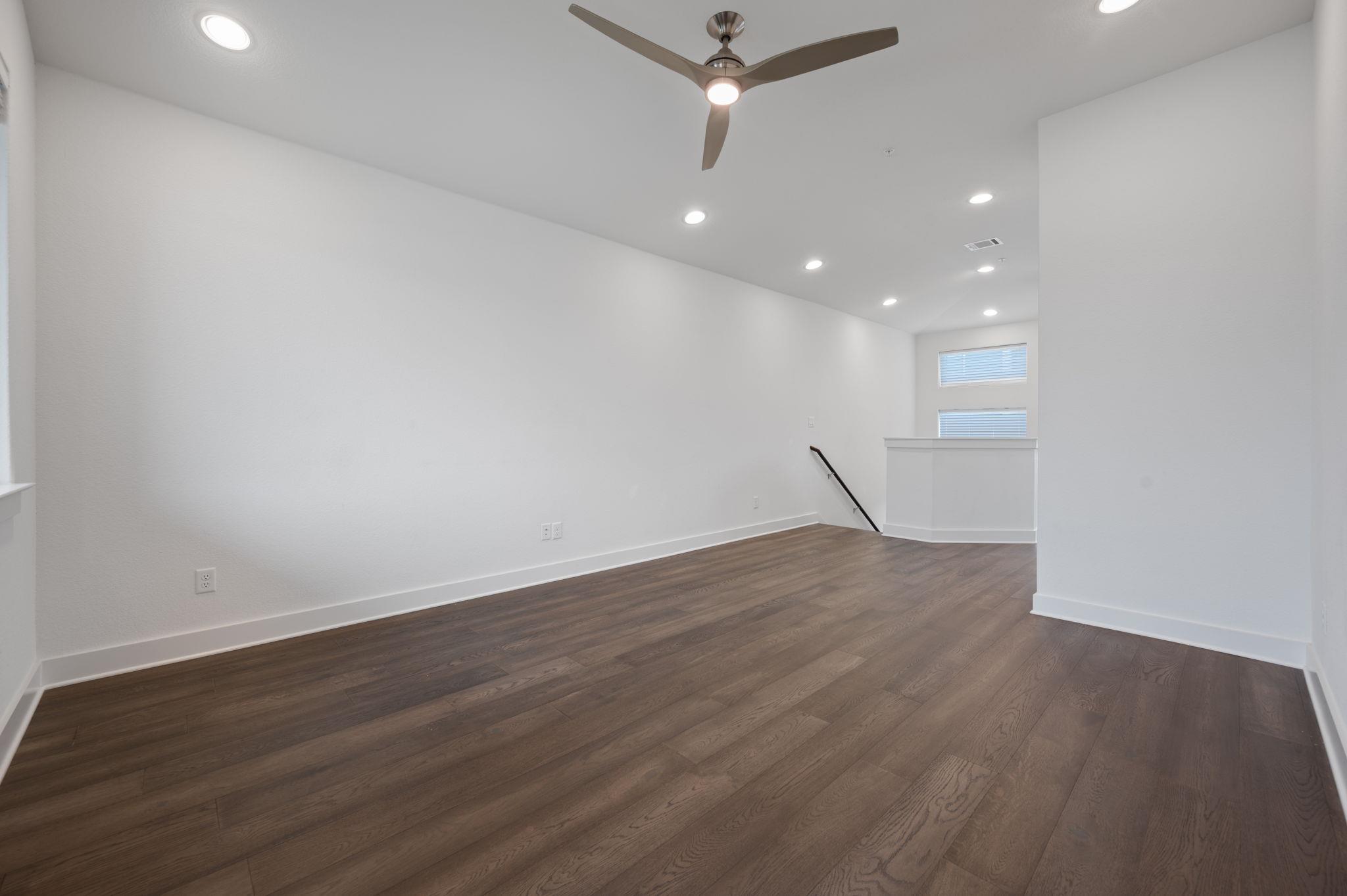 2050 Lohmans Spur Rd # 802, Lakeway, TX 78734