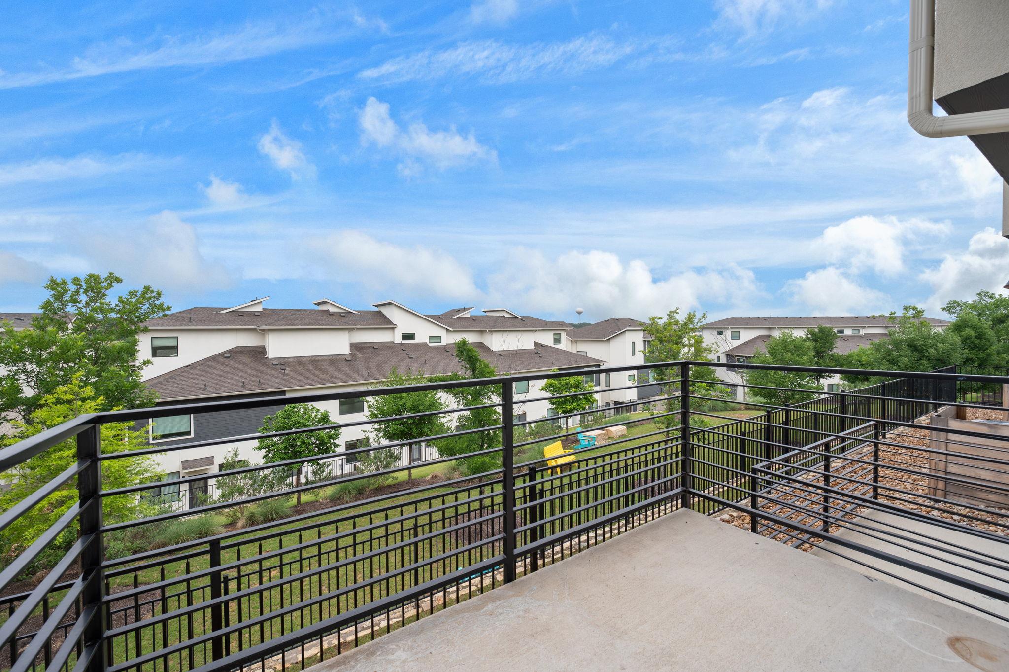 2050 Lohmans Spur Rd # 802, Lakeway, TX 78734