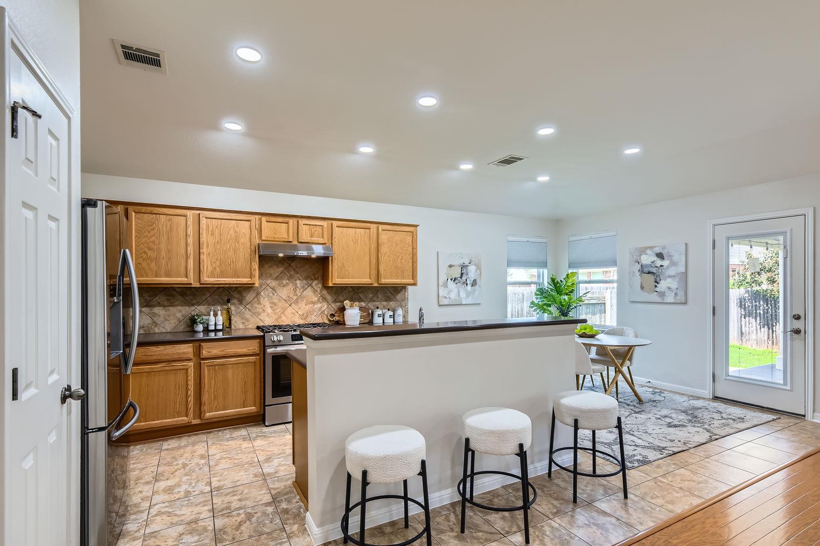 9508 Castle Pines Dr, Austin, TX 78717
