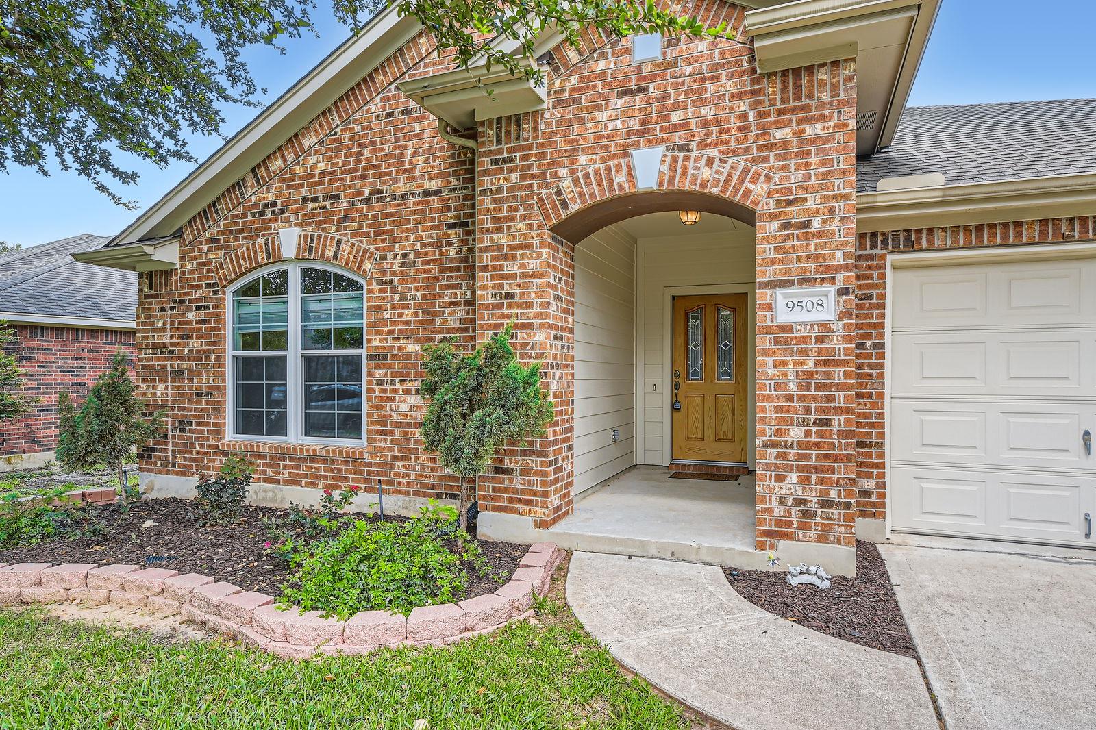 9508 Castle Pines Dr, Austin, TX 78717