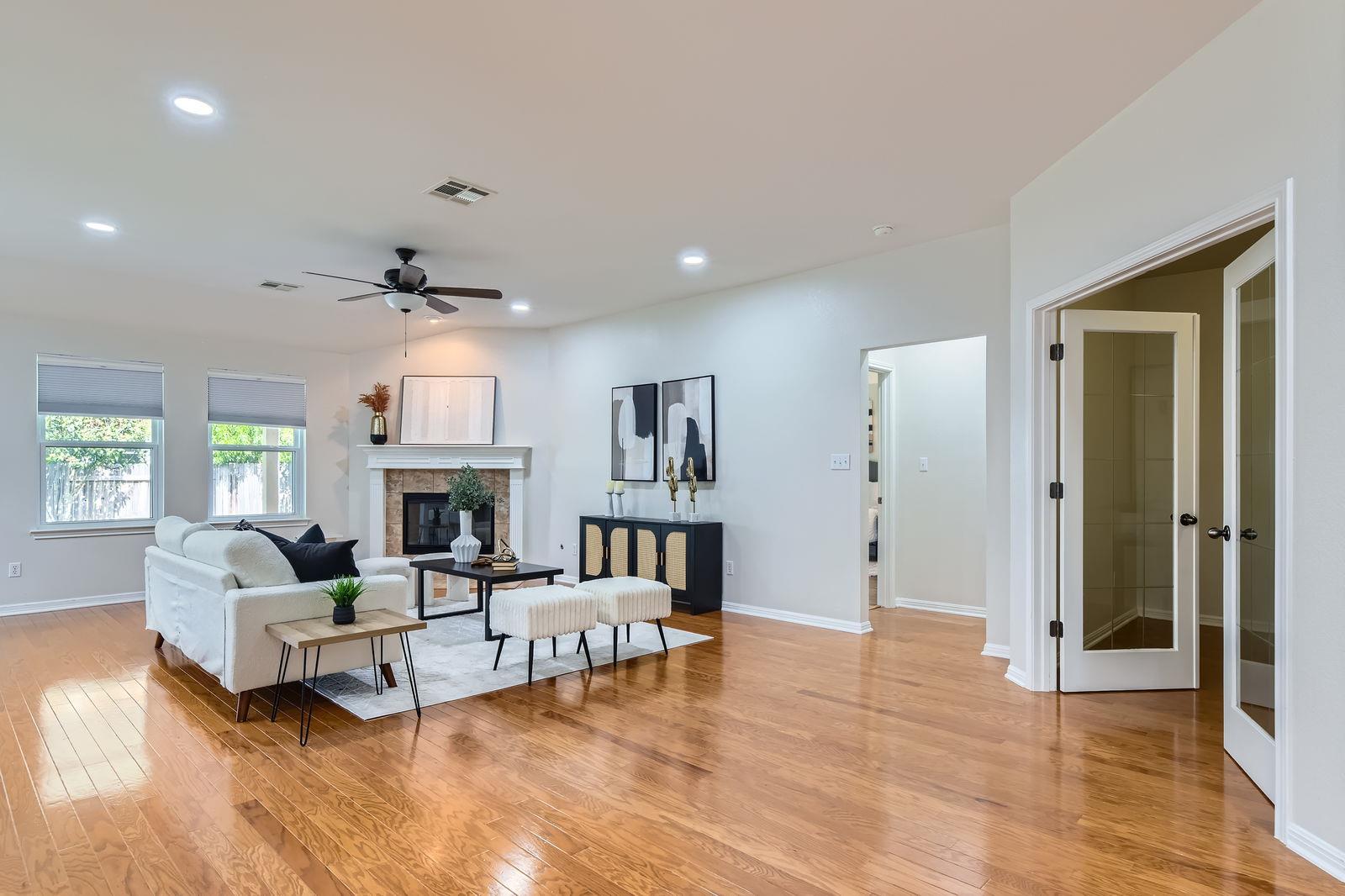 9508 Castle Pines Dr, Austin, TX 78717