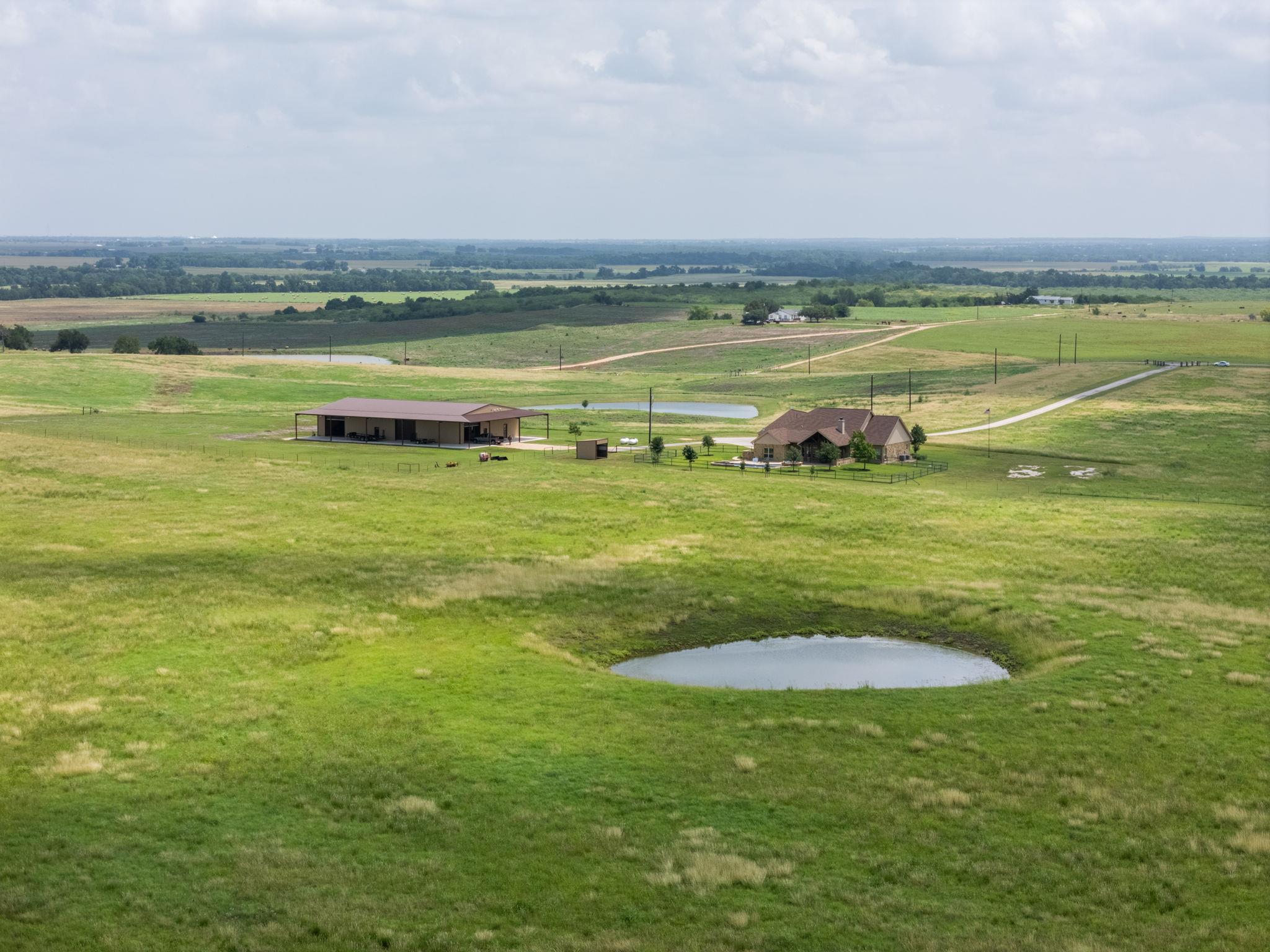 2650 COUNTY ROAD 450, Thrall, TX 76578