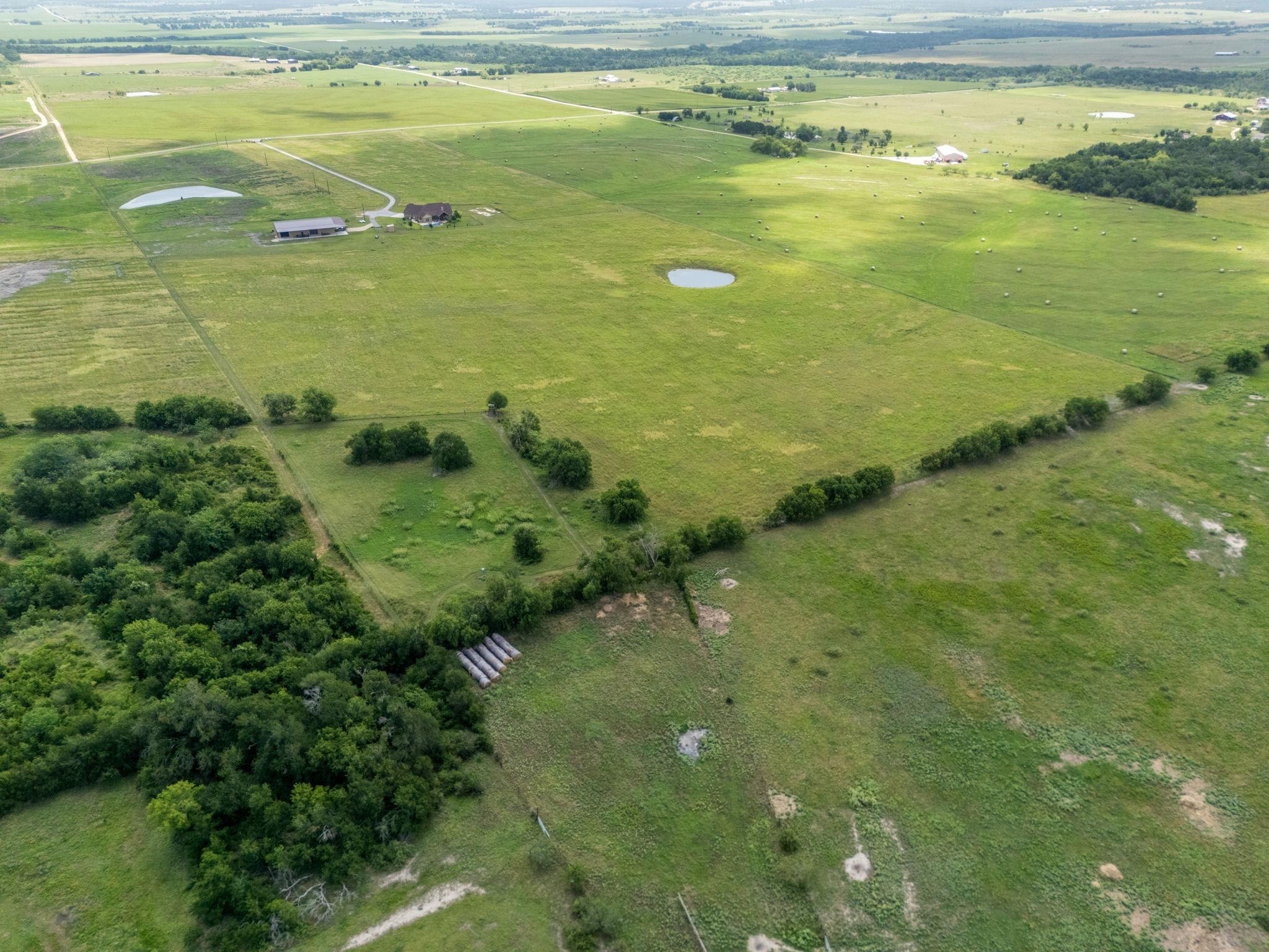 2650 COUNTY ROAD 450, Thrall, TX 76578